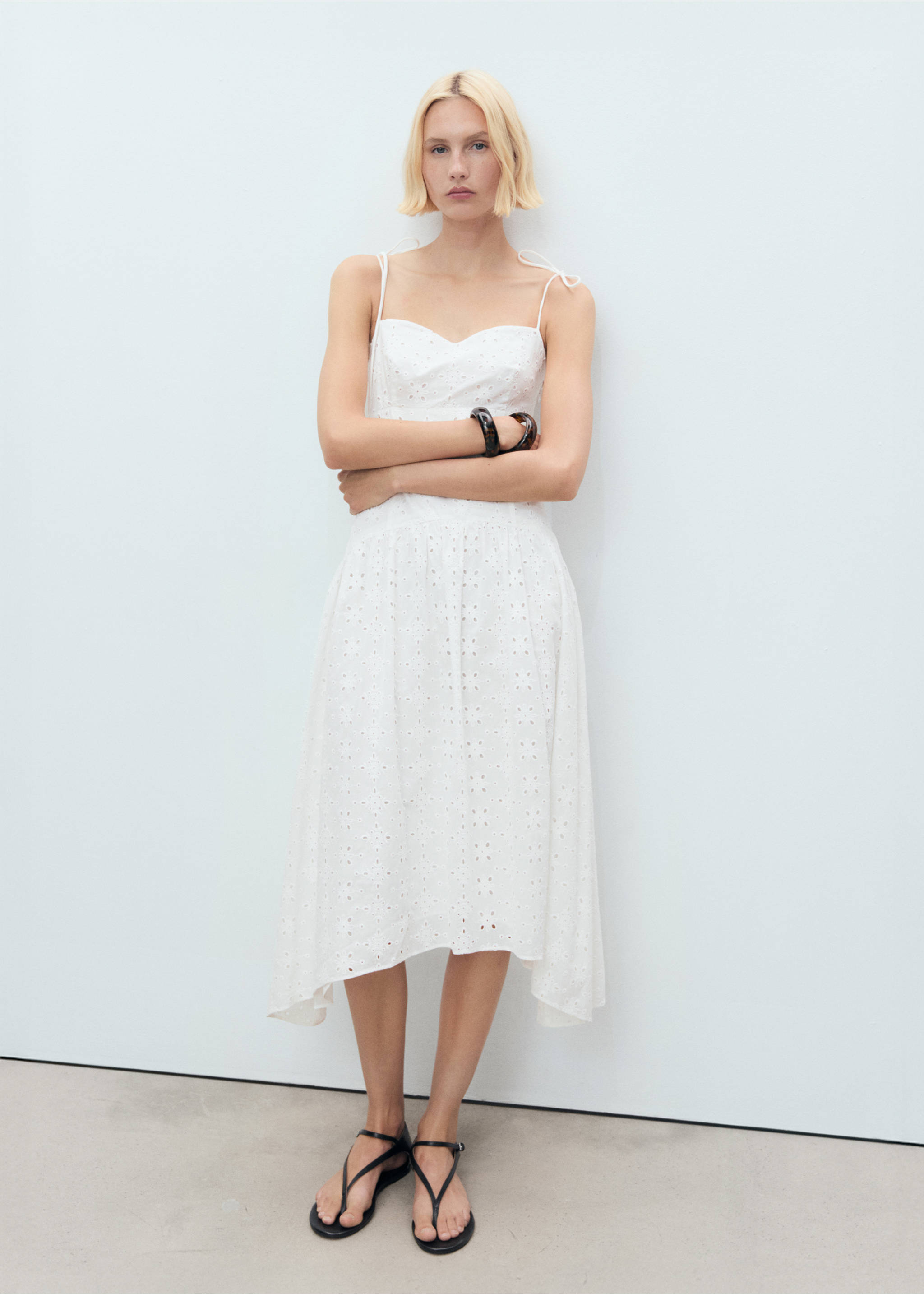Die-cut midi-dress - General plane, White. Ref: 17091149-00.