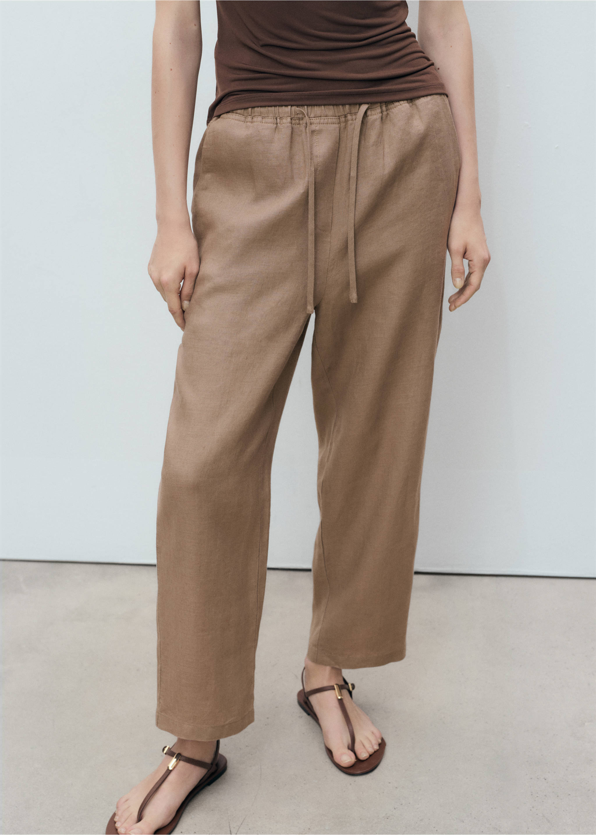 Linen trousers with drawstring - Medium plane, Medium Brown. Ref: 17091162-00.