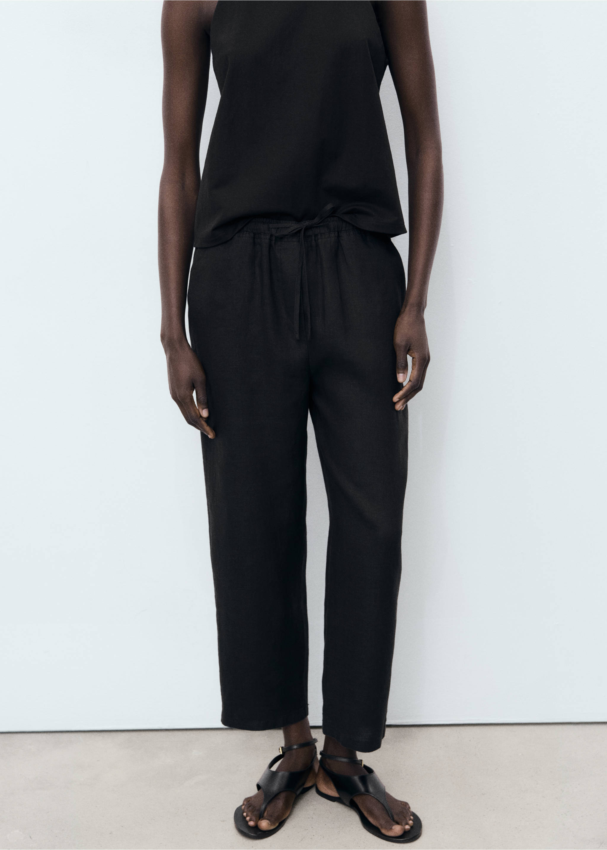 Linen trousers with drawstring - Medium plane, Black. Ref: 17091162-00.