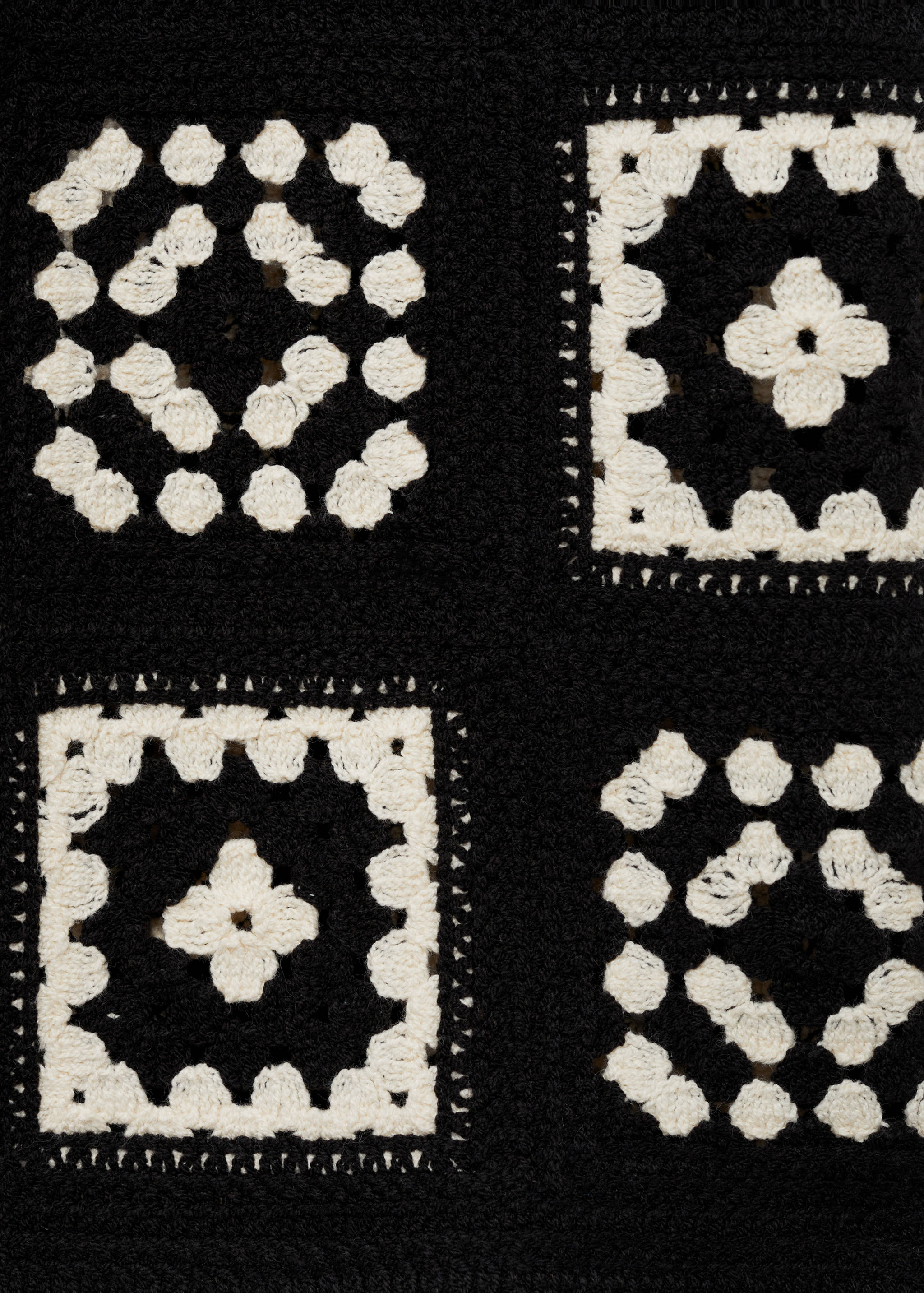 Crochet knitted vest - Details of the article 0