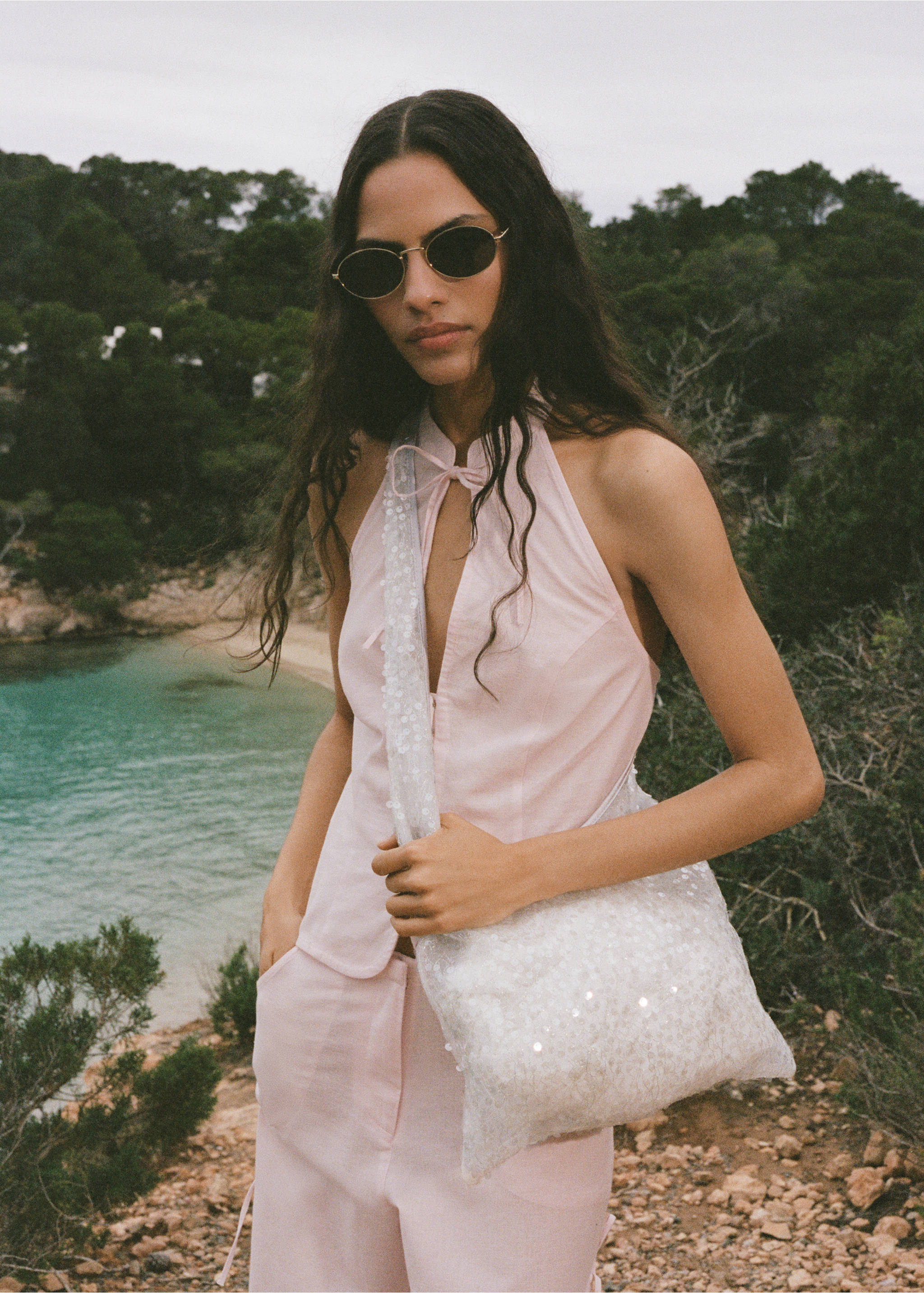 Sequinned shoulder bag - General plane, White. Ref: 17091164-00.