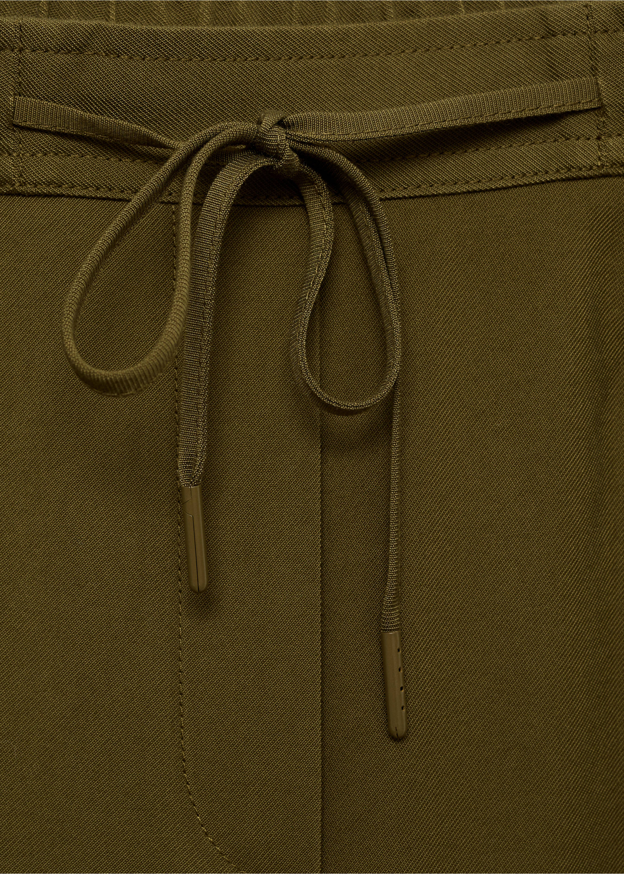 Byxa i följsamt tyg med dragsko - Detaljer om artikeln 8, Khaki. Ref: 17091171-00.