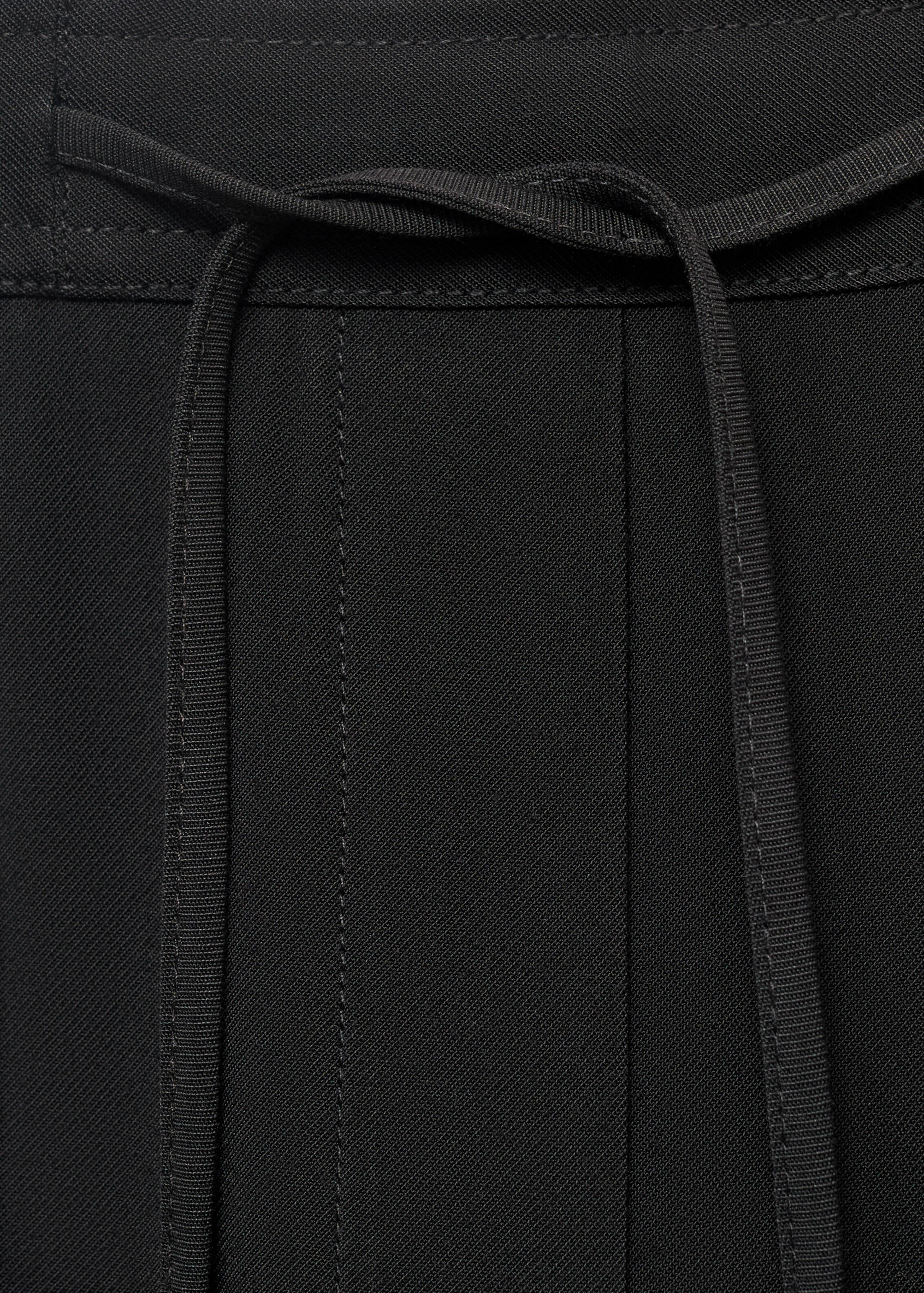 Fließende Hose mit Kordel - Detail des Artikels 8