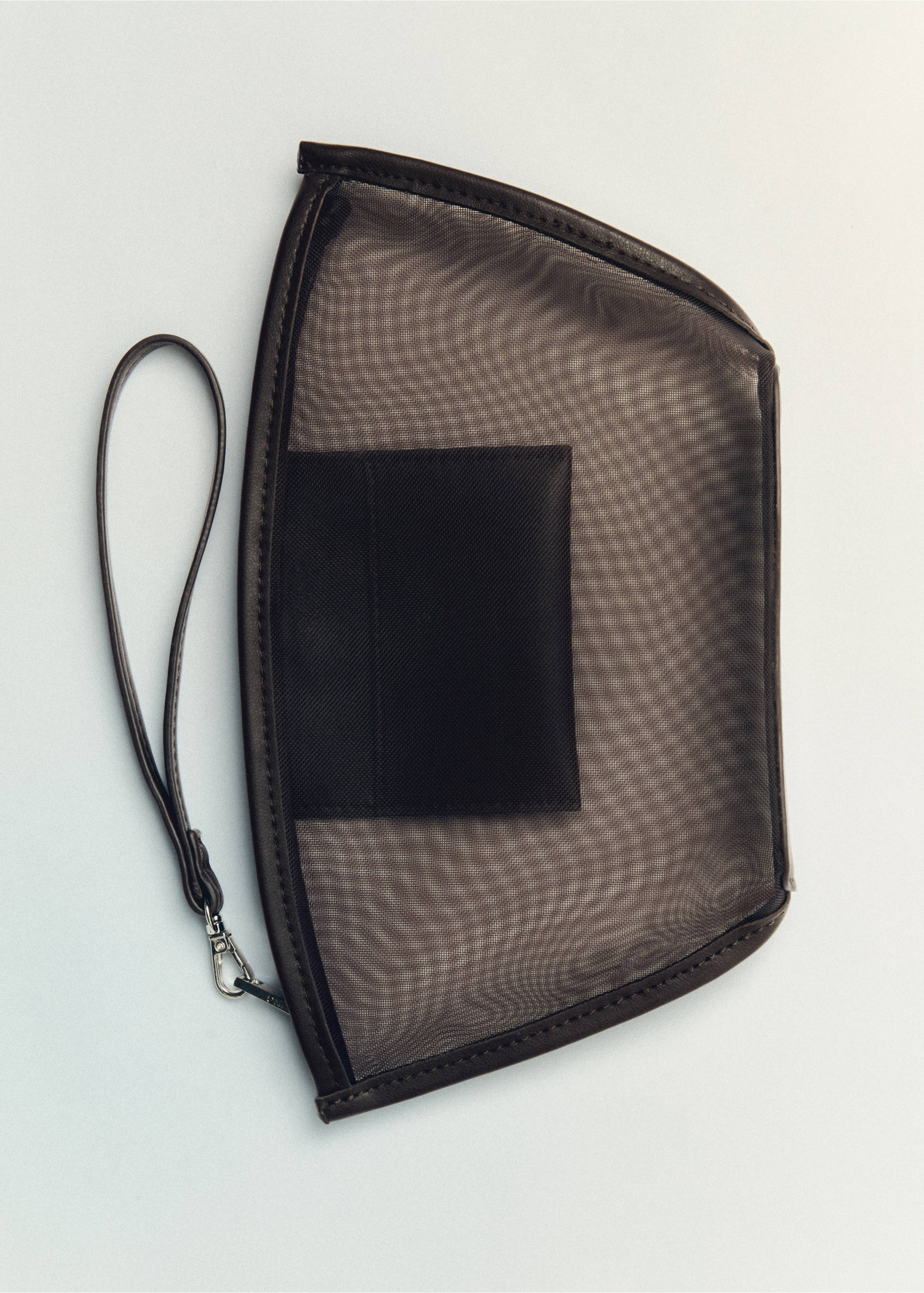 Mesh toiletry bag - Details of the article 5, Chocolate. Ref: 17091173-00.