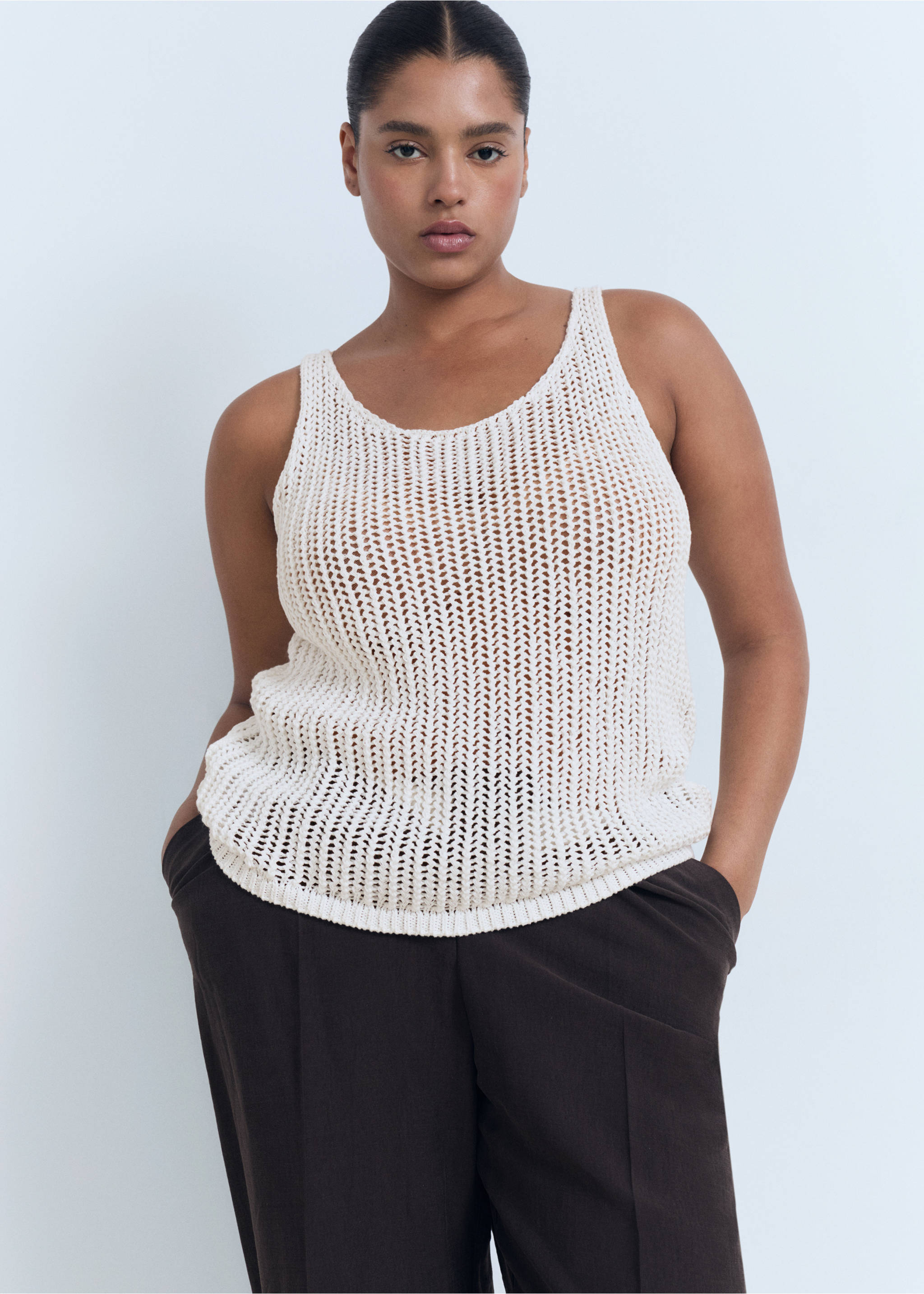 Top crochet tirantes - Detalle del artículo 5, Blanco roto. Ref: 17091180-00.