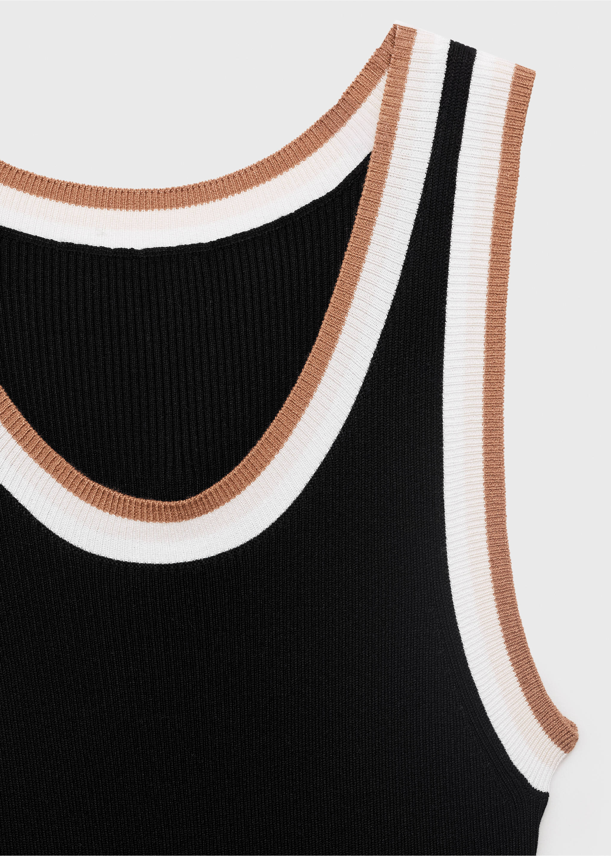 Knitted dress with contrasting details - Details of the article 8, Black. Ref: 17091186-00.