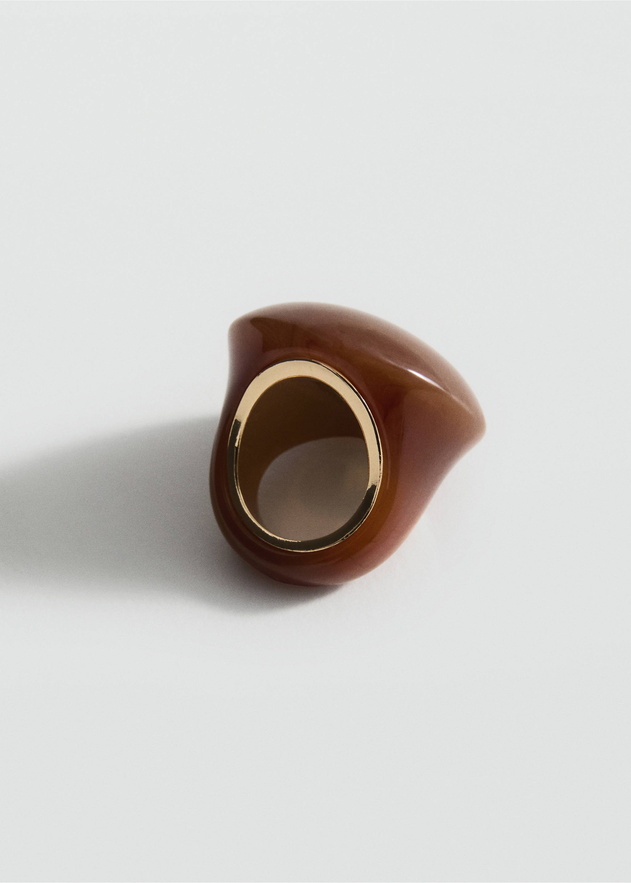 Resin maxi ring - Medium plane, Brown. Ref: 17091192-00.