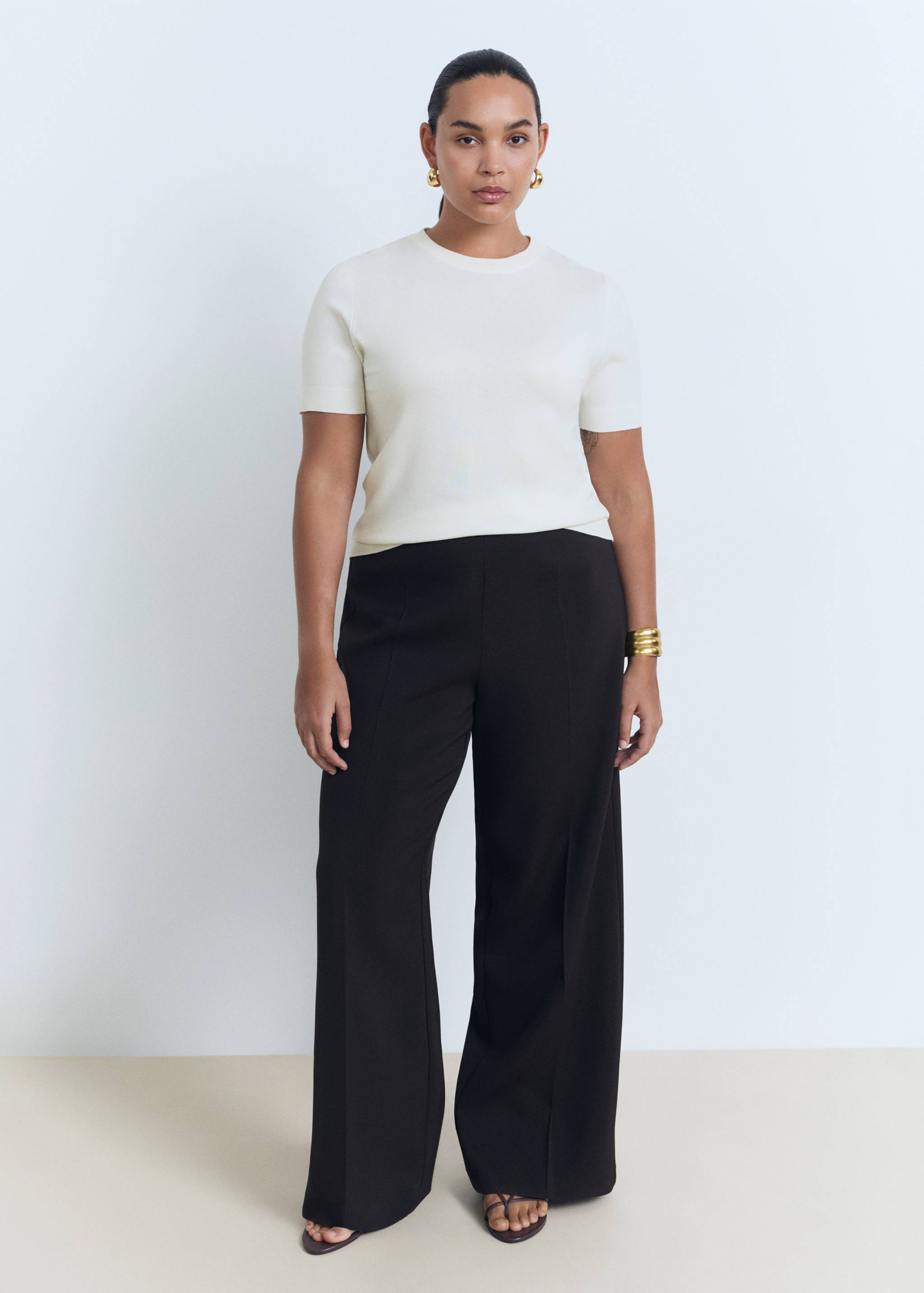 Short-sleeved fine-knit sweater - Details of the article 3