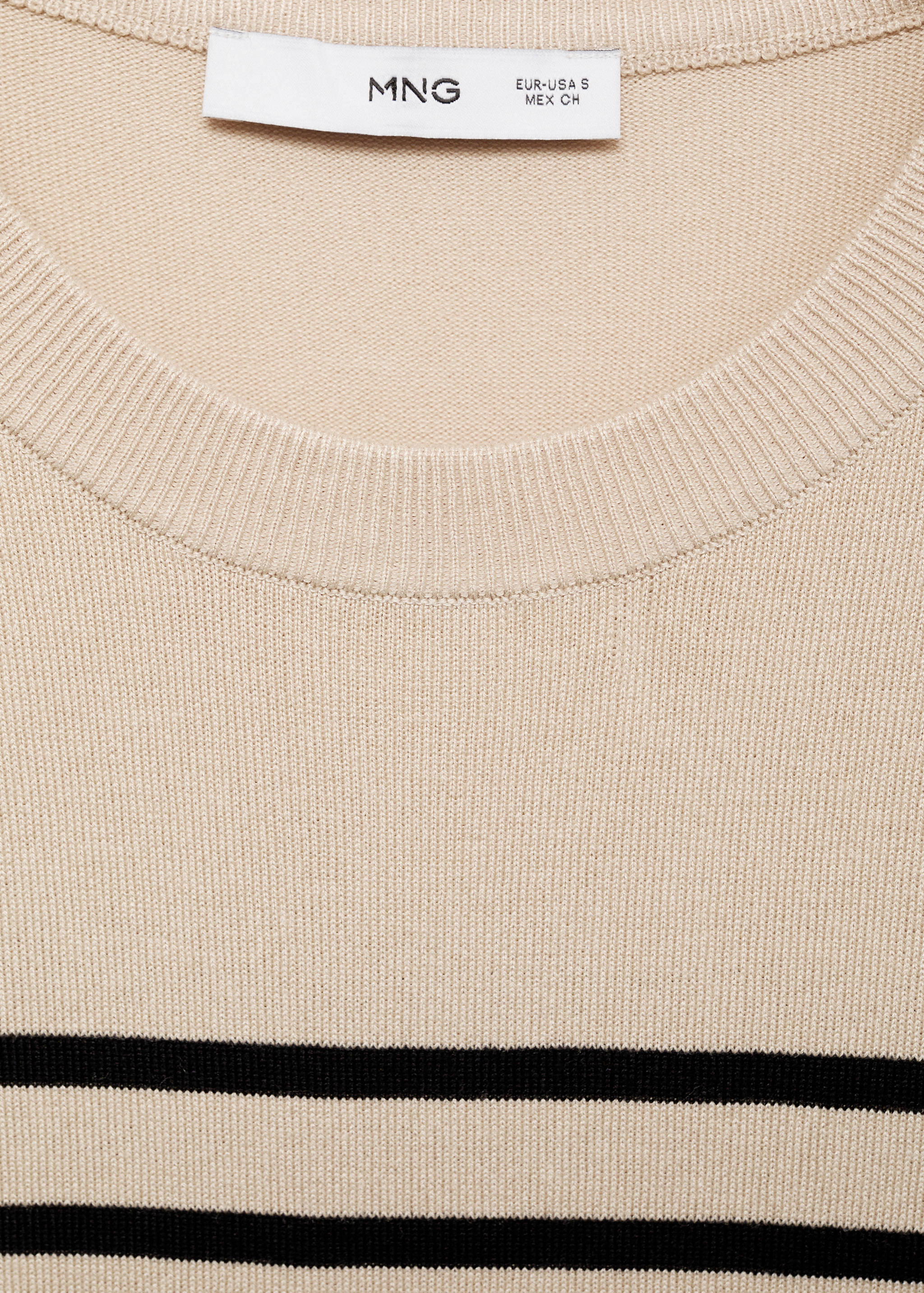 Short-sleeved fine-knit sweater - Details of the article 8