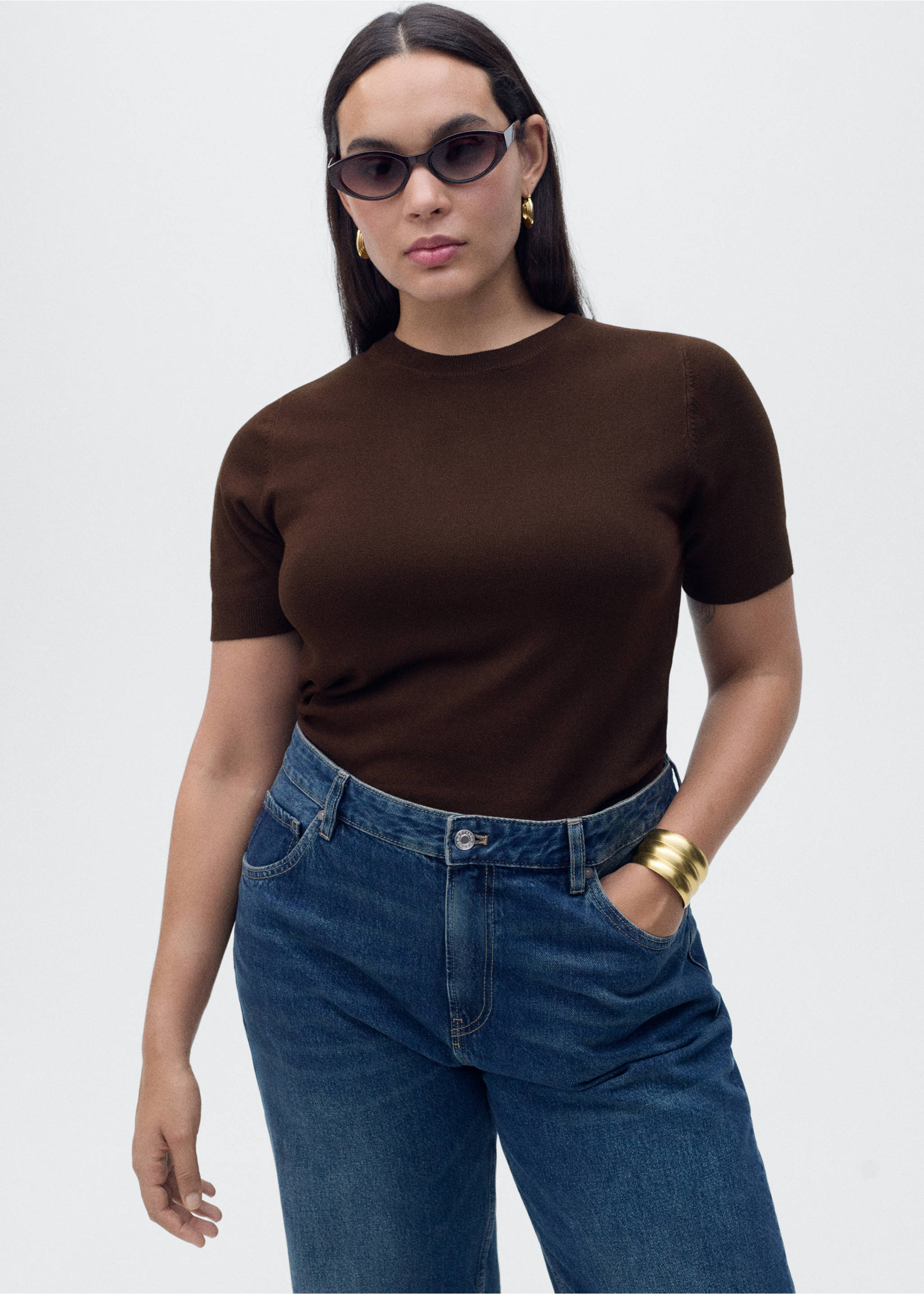 Short-sleeved fine-knit sweater - Details of the article 5, Chocolate. Ref: 17091198-00.