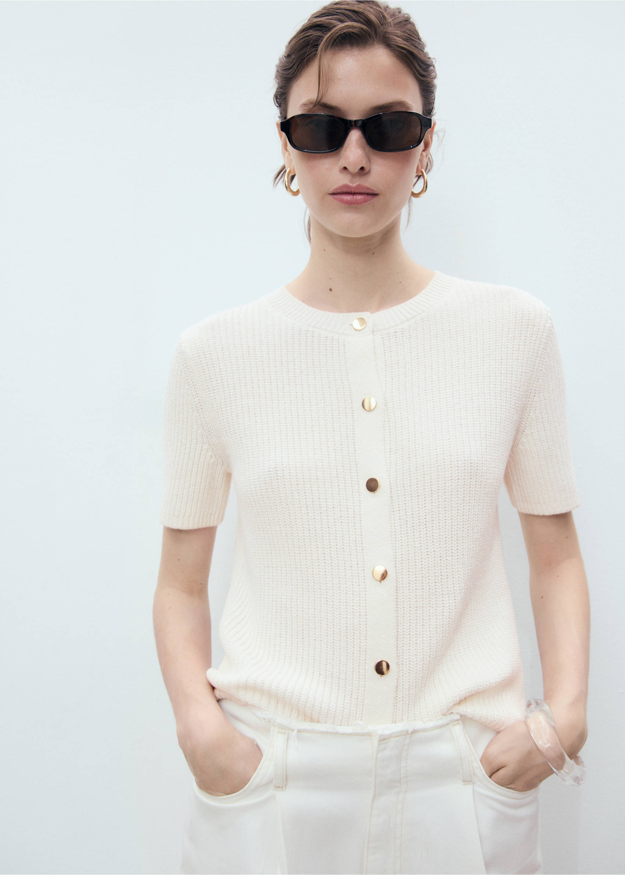 Short-sleeved knitted cardigan - Plan moyen, Écru. Ref: 17091206-00.