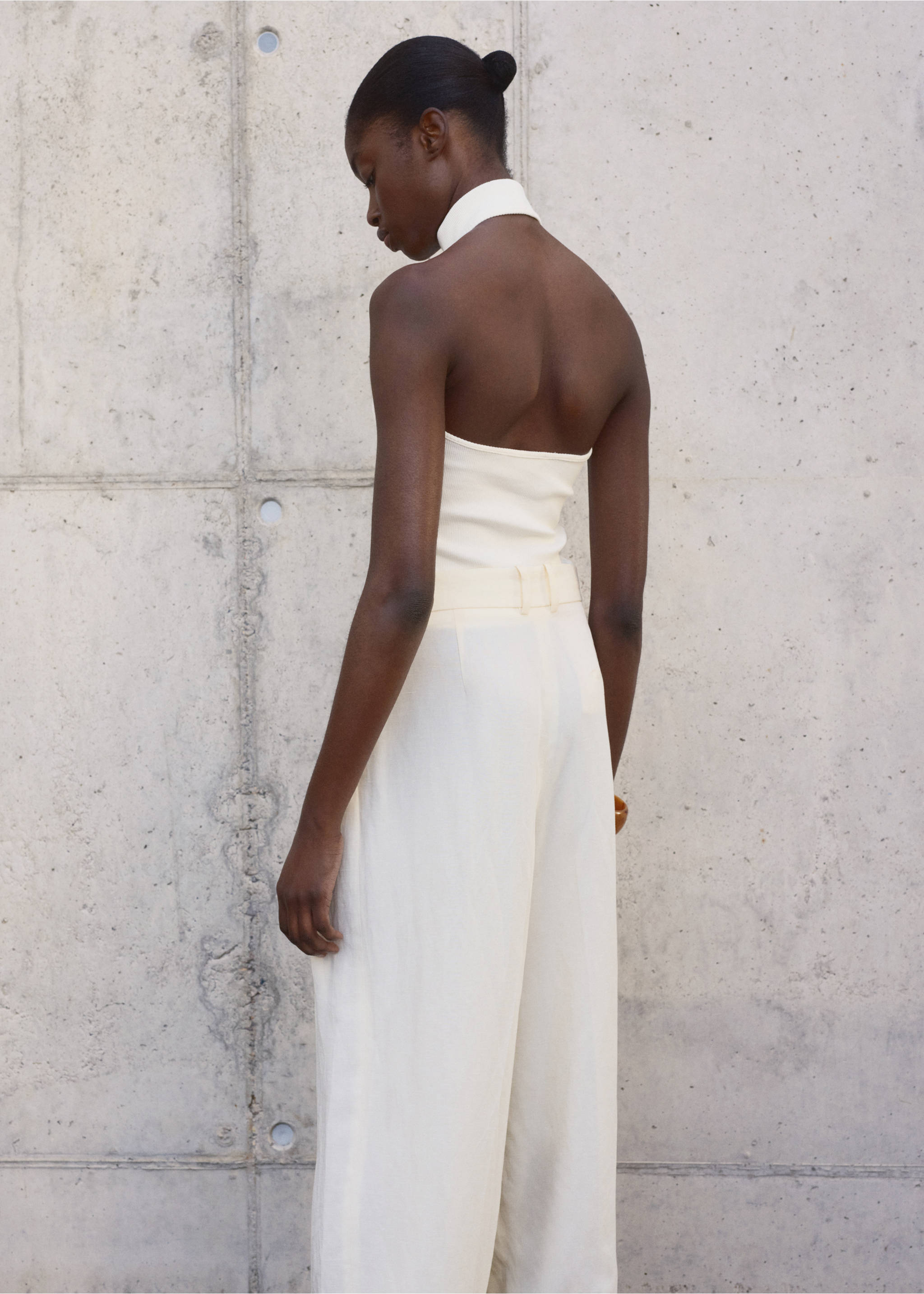 Knit halter top - Reverse of the article, Ecru. Ref: 17091211-00.