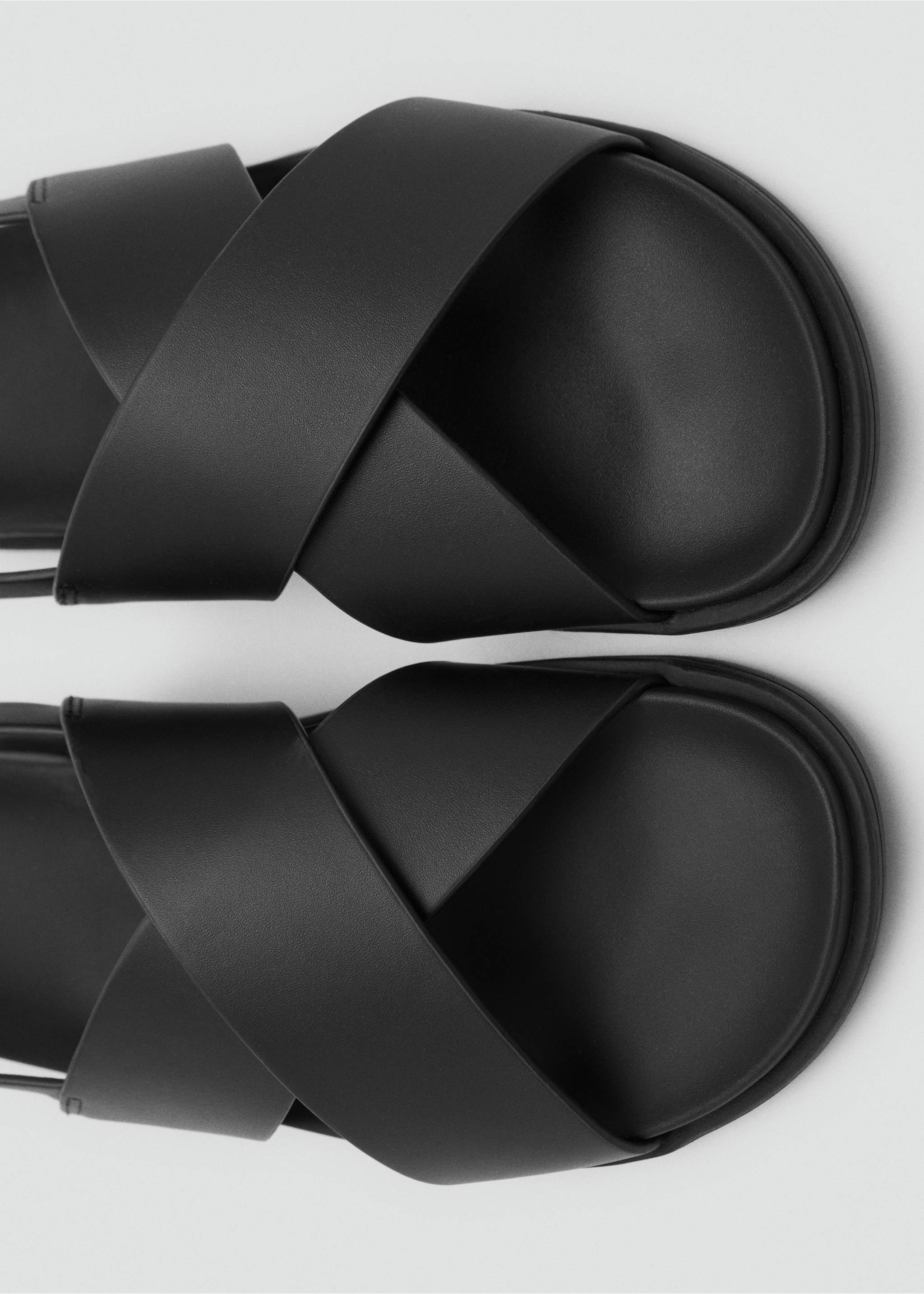 100% leather crossed strap sandal - Details of the article 2, Black. Ref: 17091215-00.