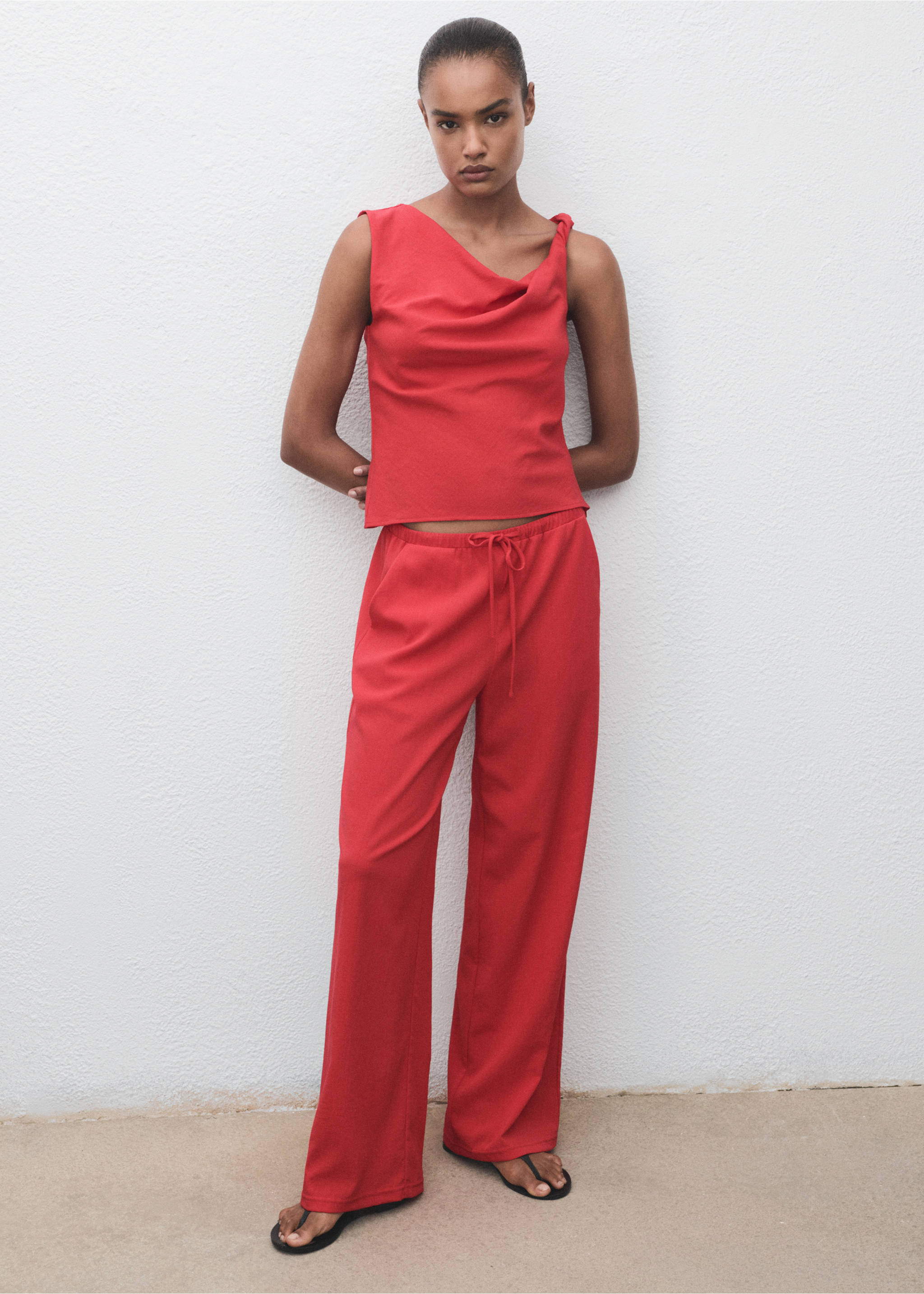 Drawstring straight trousers - General plane, Red. Ref: 17091218-00.