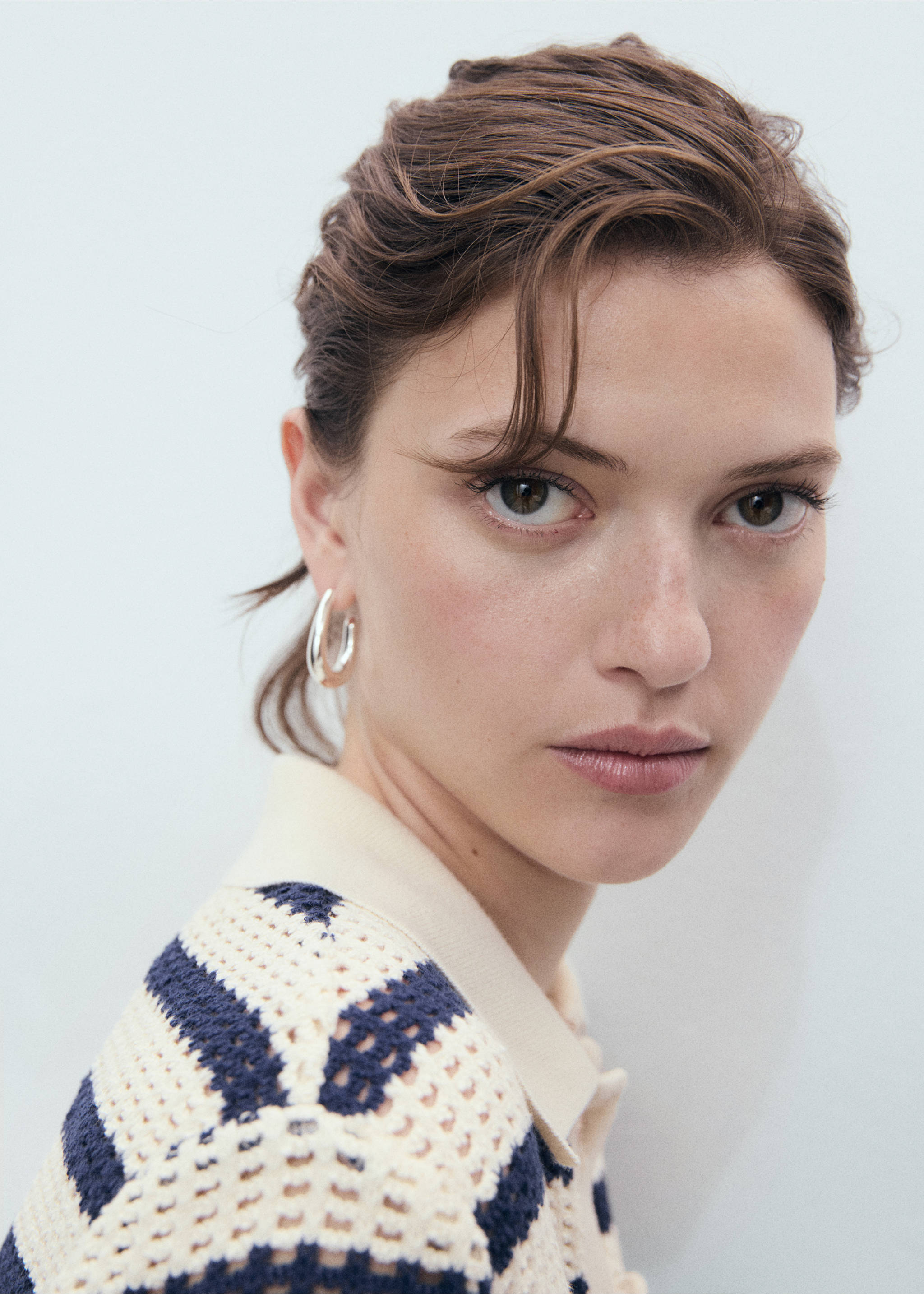 Short sleeve striped cardigan - Details of the article 1, Navy. Ref: 17091219-00.