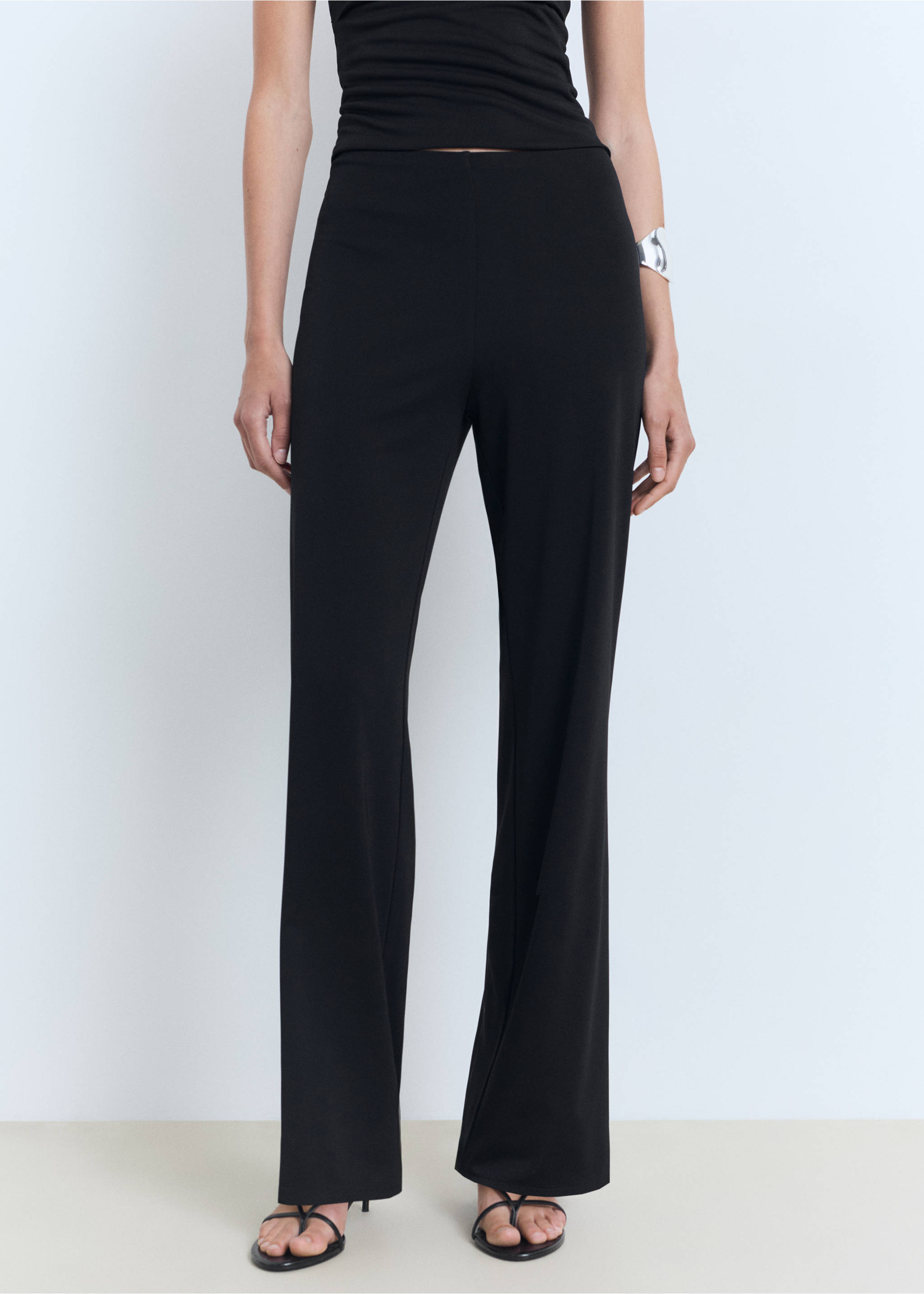 Straight mid-rise trousers - Medium plane, Black. Ref: 17091234-00.