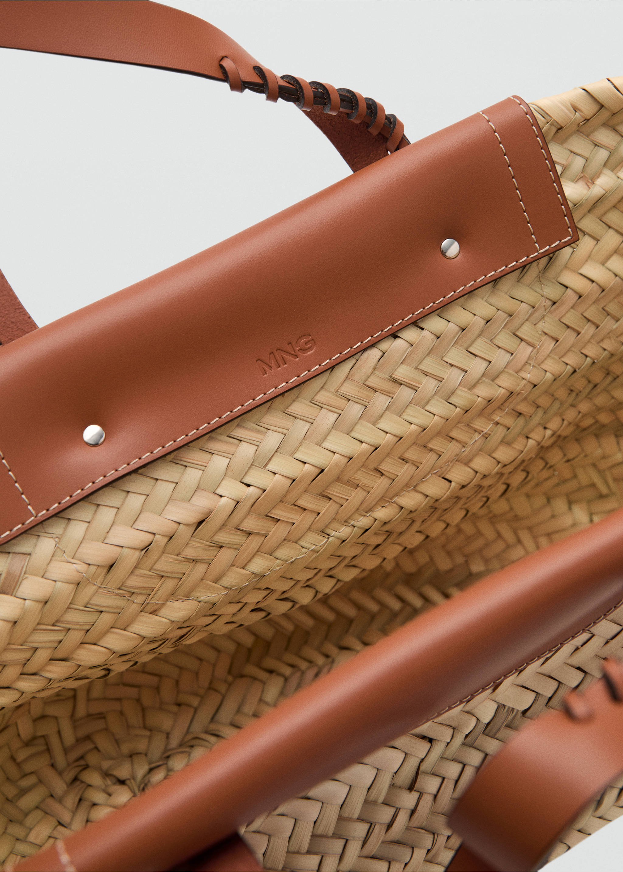 Middelgrote shopper van natuurvezel - Detail van het artikel 2, Middenbruin. Ref: 17091239-00.