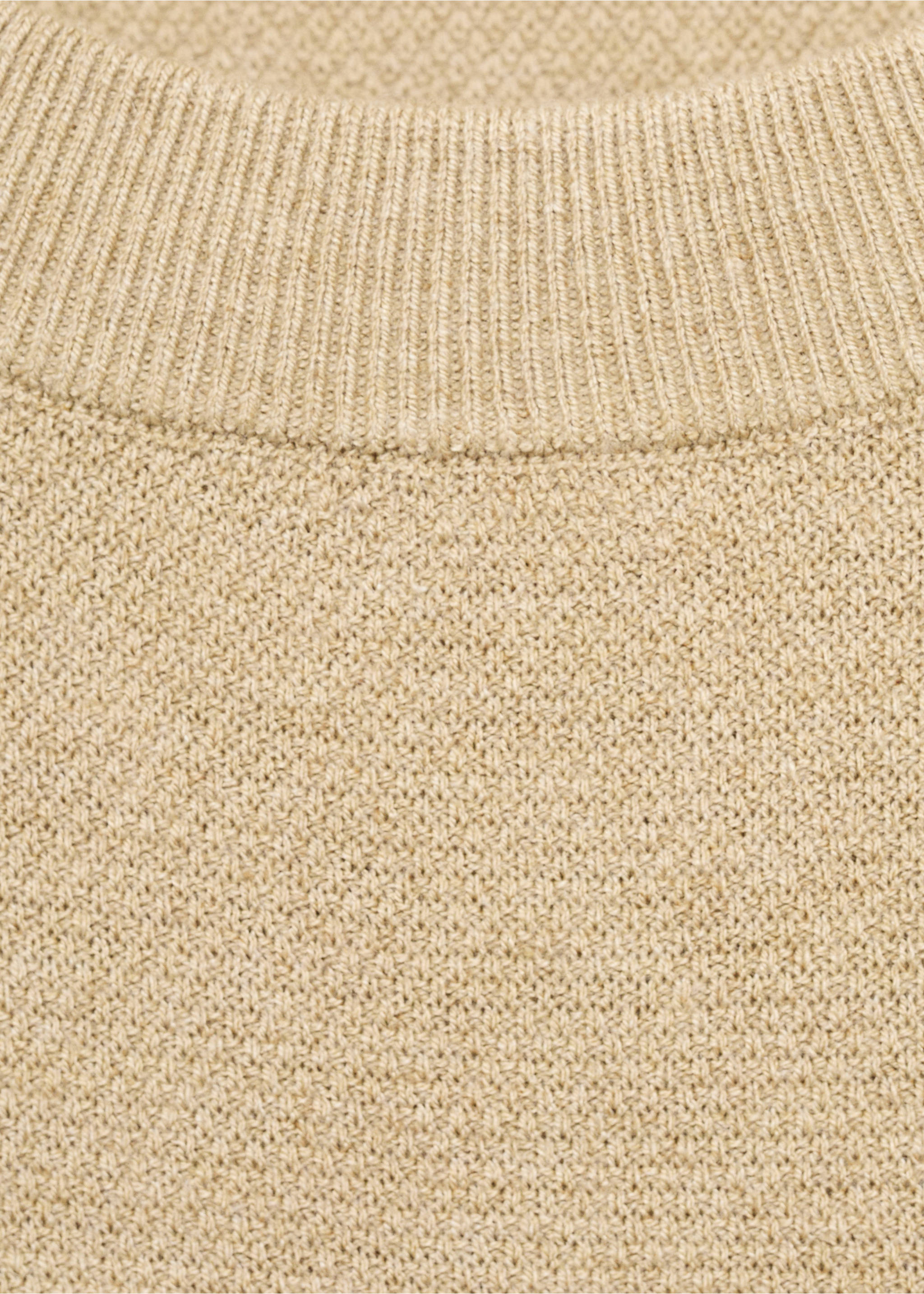 Fine-knit sweater - Details of the article 8, Beige. Ref: 17091244-00.