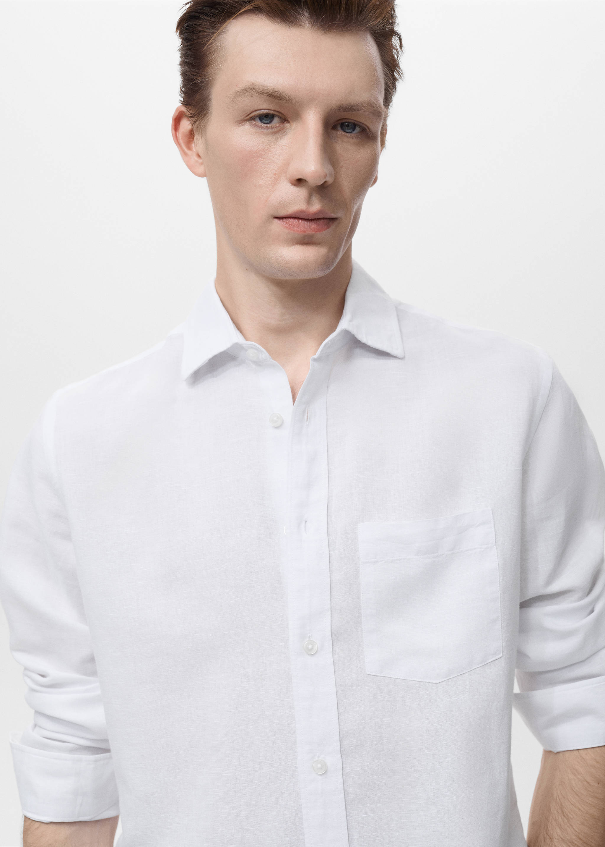 Pocket linen shirt - Details of the article 1