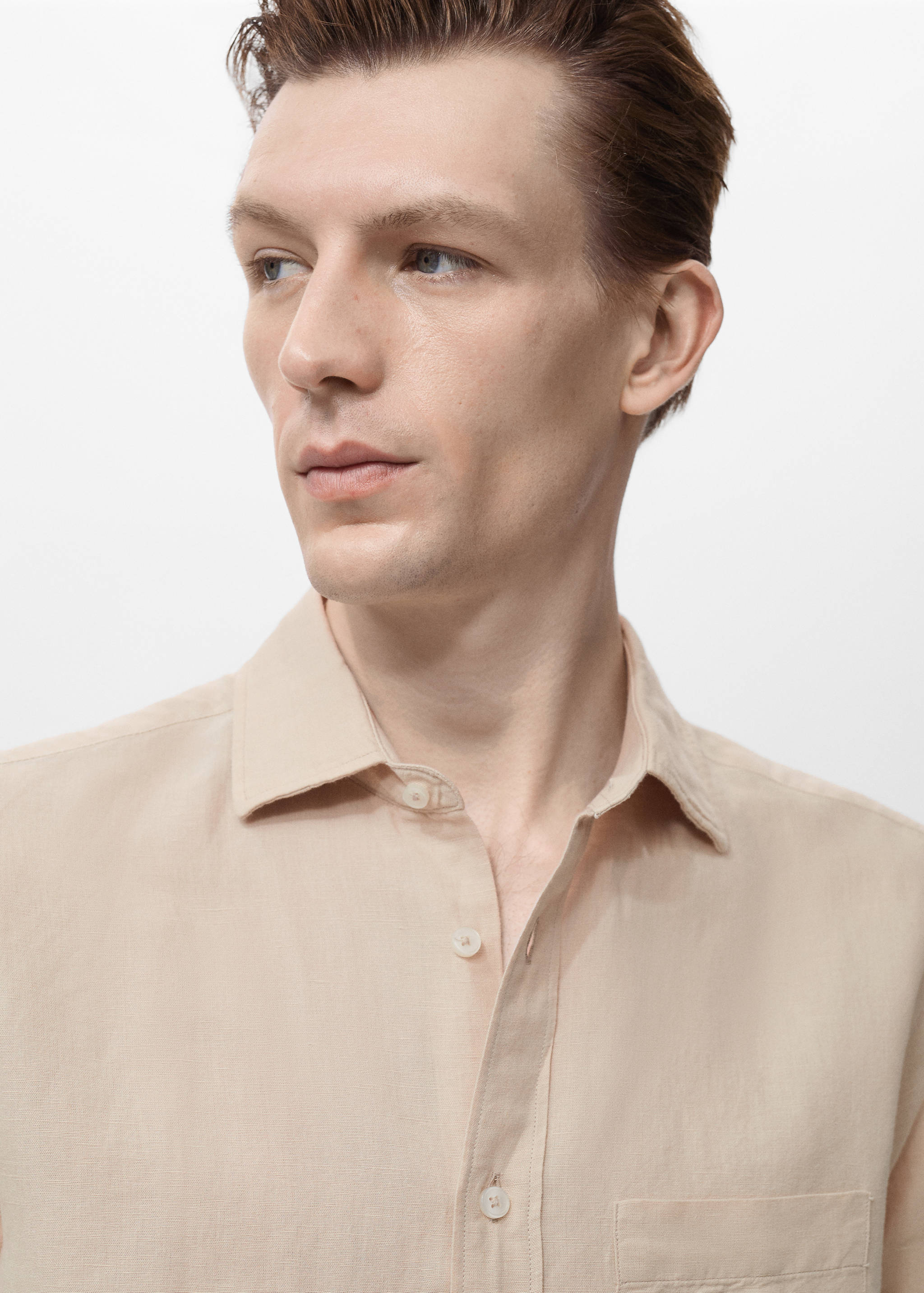 Pocket linen shirt - Details of the article 1