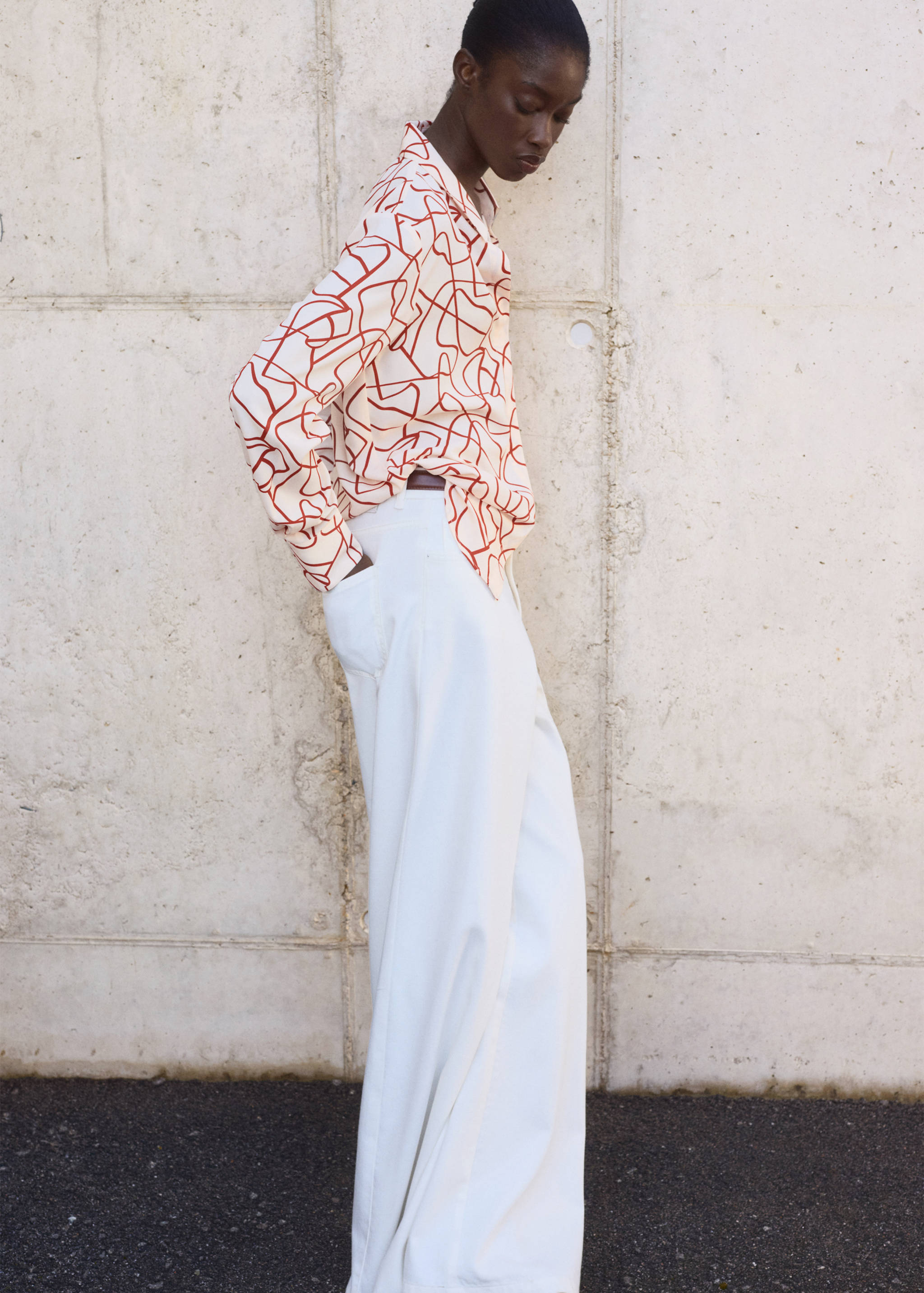 Shirt with abstract print - Details of the article 3