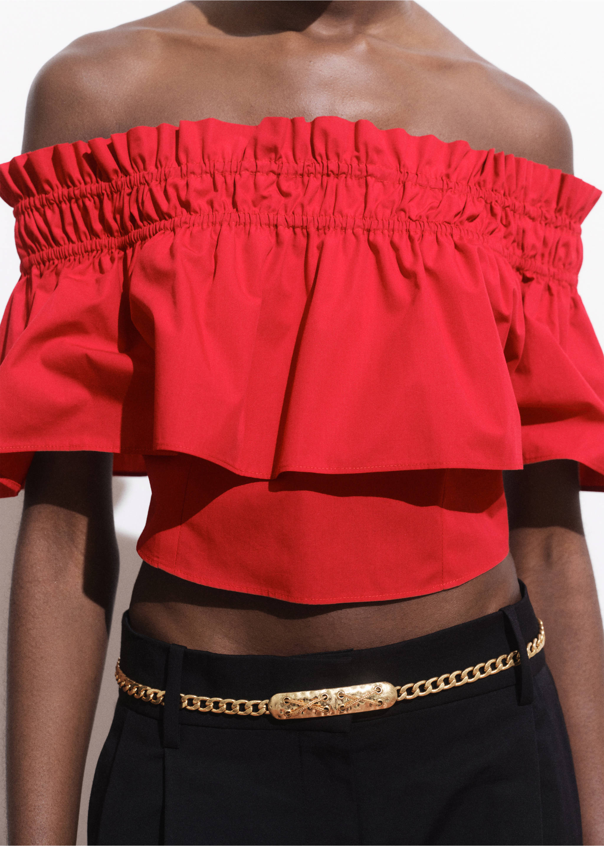 Strapless top with ruffle - Details of the article 3, Red. Ref: 17091273-00.
