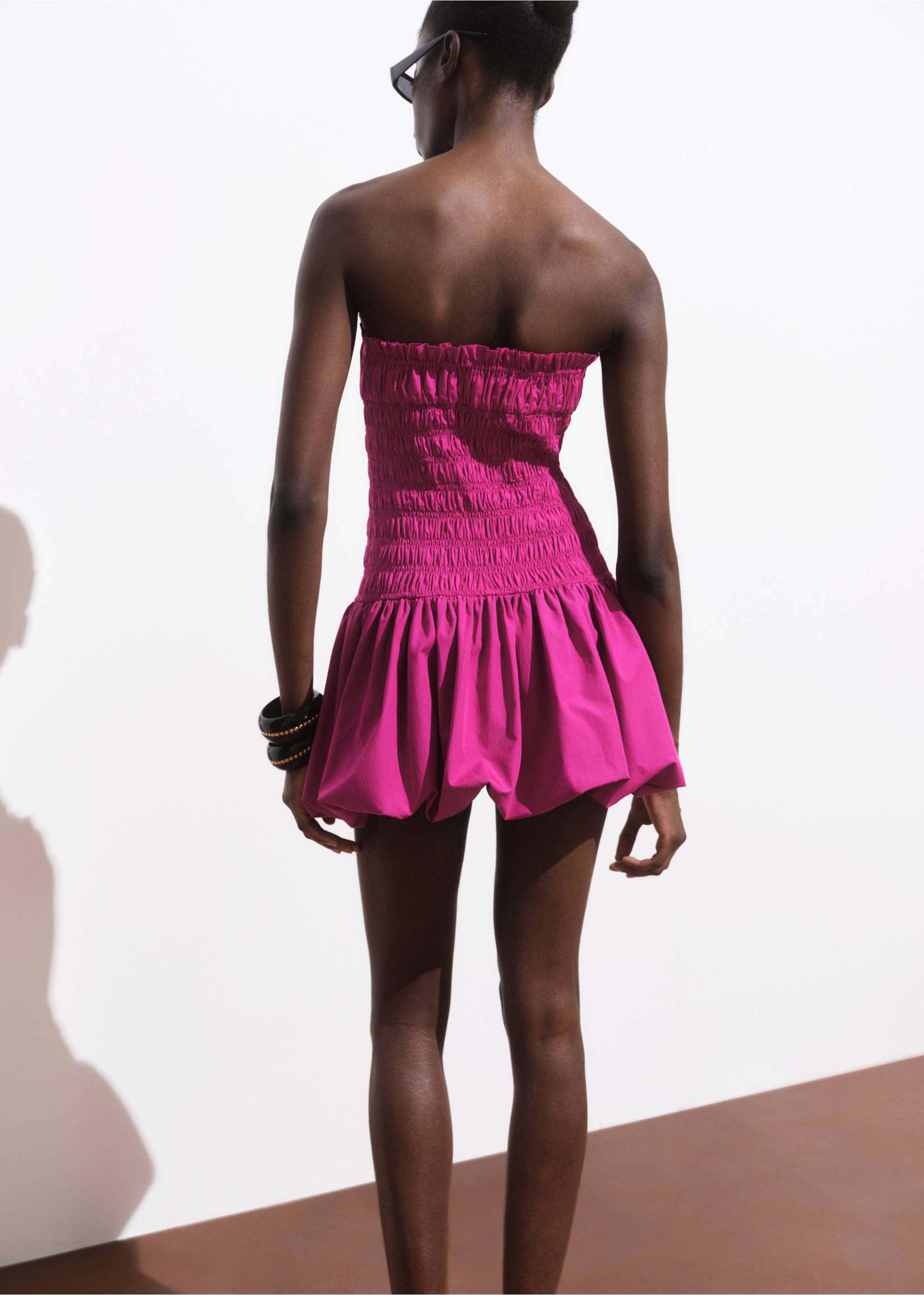Short gathered balloon dress - Reverse of the article, Fuchsia. Ref: 17091278-00.