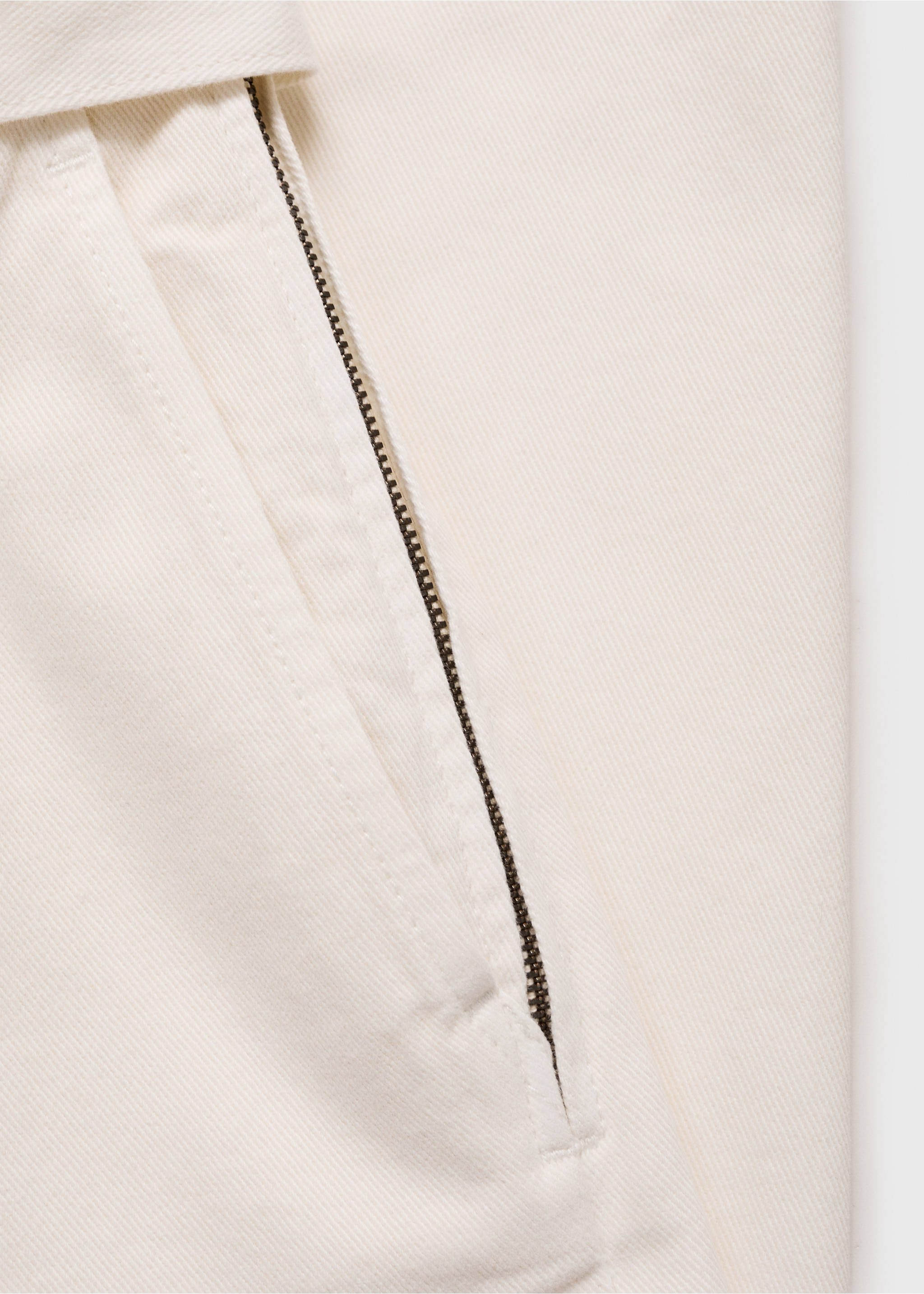 Spijkerjumpsuit met ceintuur - Detail van het artikel 8, Wit. Ref: 17091279-00.