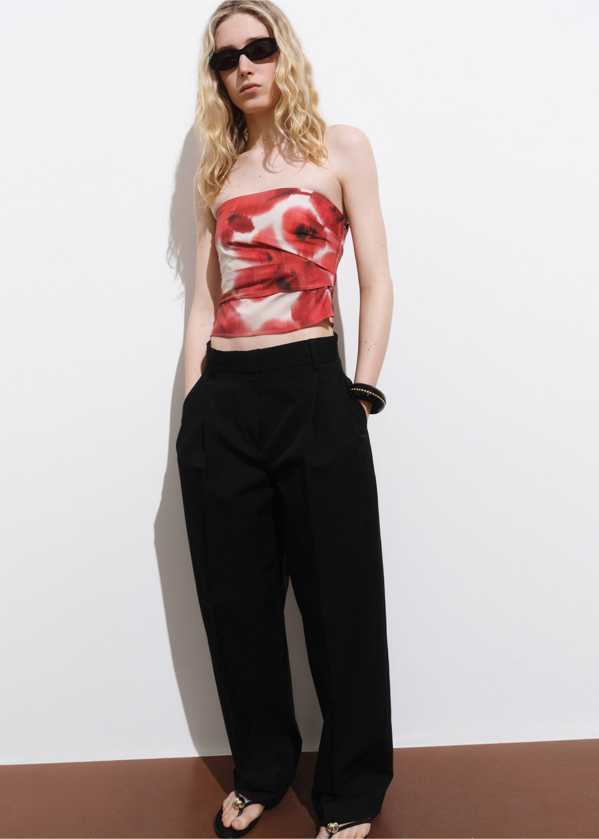 Floral-print bandeau top - Details of the article 2, Ecru. Ref: 17091287-00.