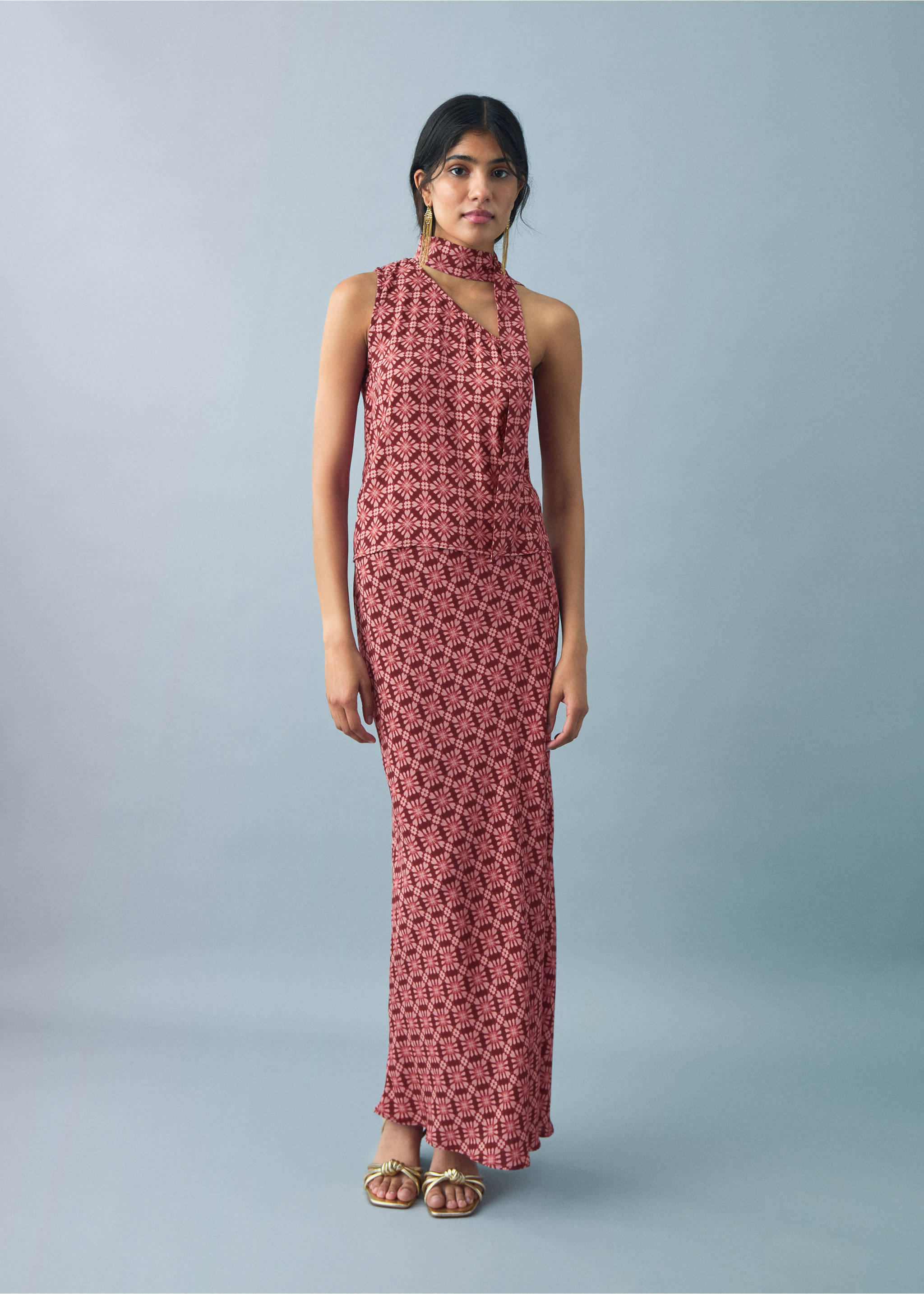 Asymmetrical blouse with bow at the neck - Reverse of the article, Pastel Pink. Ref: 17091288-00.