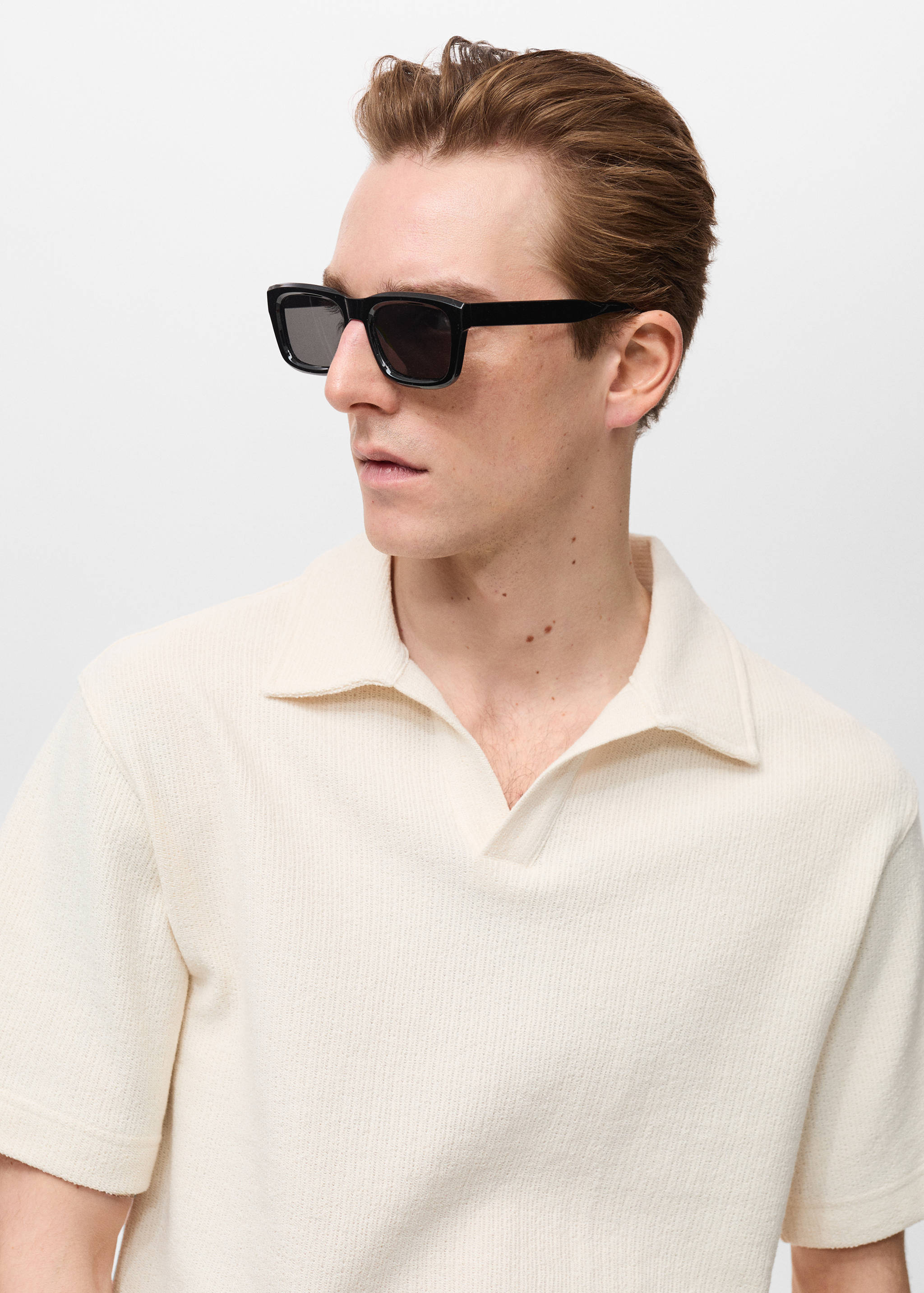 Koszulka polo regular fit z teksturą - Szczegóły artykułu 1