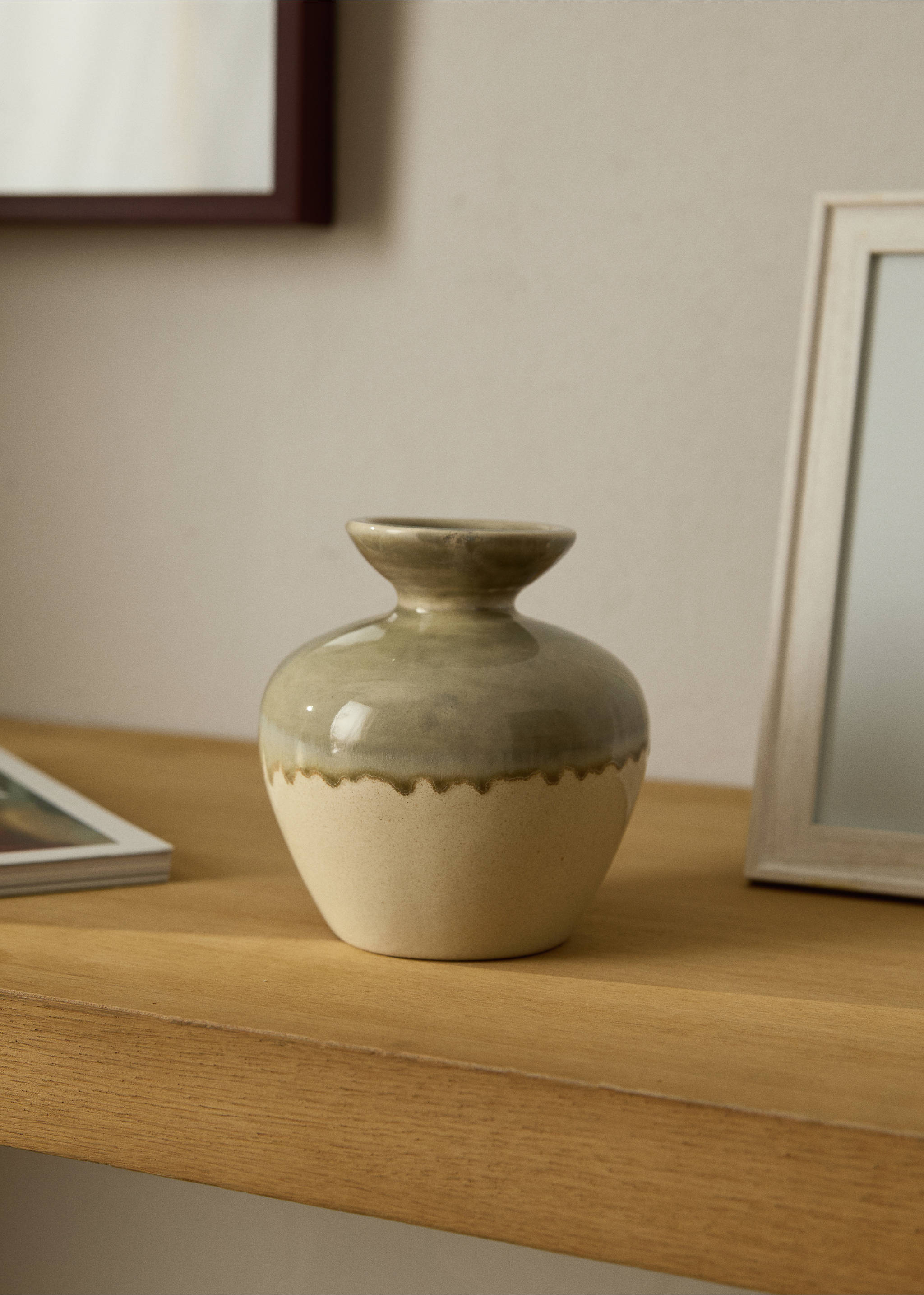 Small stoneware vase - General plane, Grey. Ref: 17091535-00.