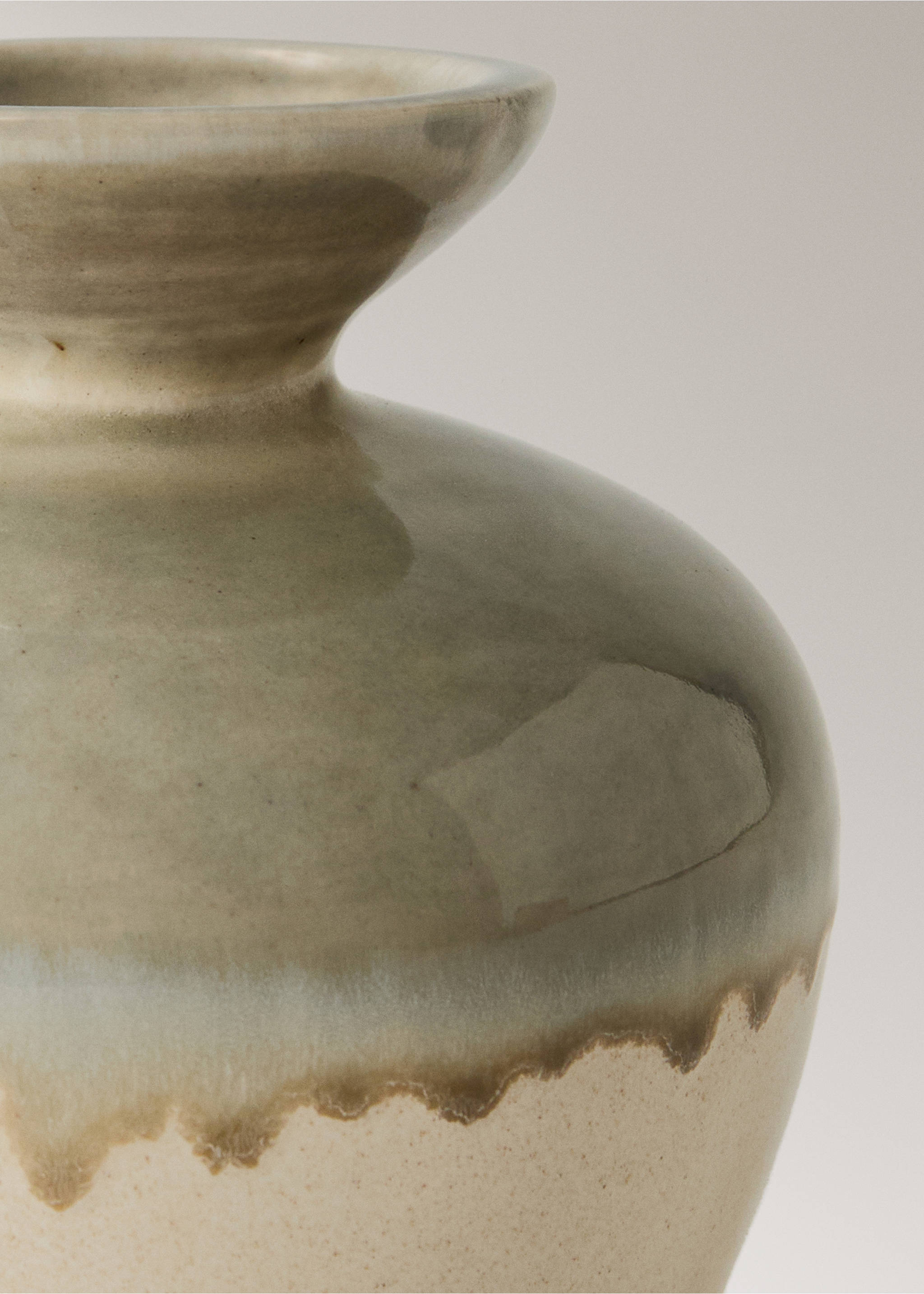 Small stoneware vase - Details of the article 1, Grey. Ref: 17091535-00.