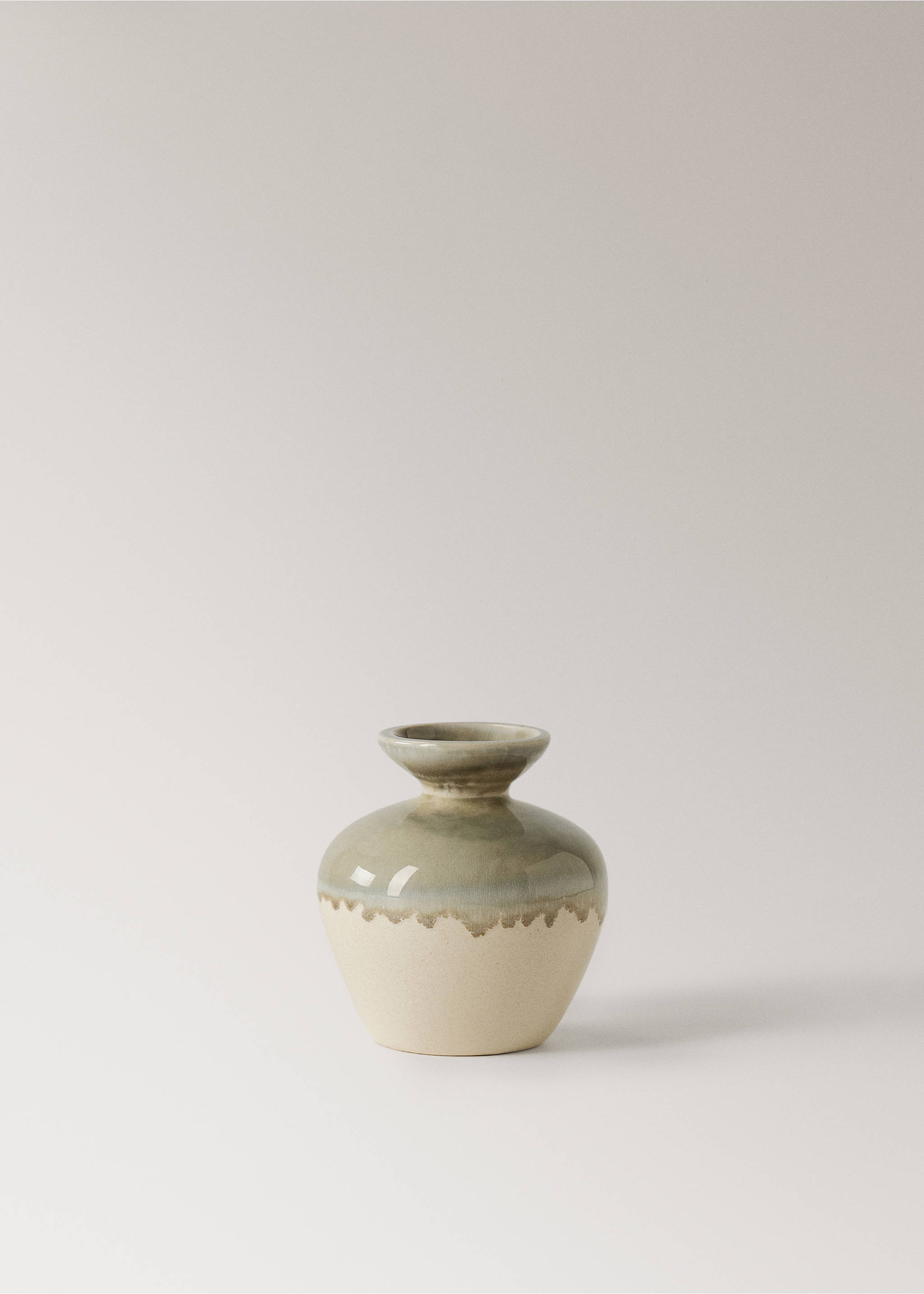 Small stoneware vase - Article without model, Grey. Ref: 17091535-00.