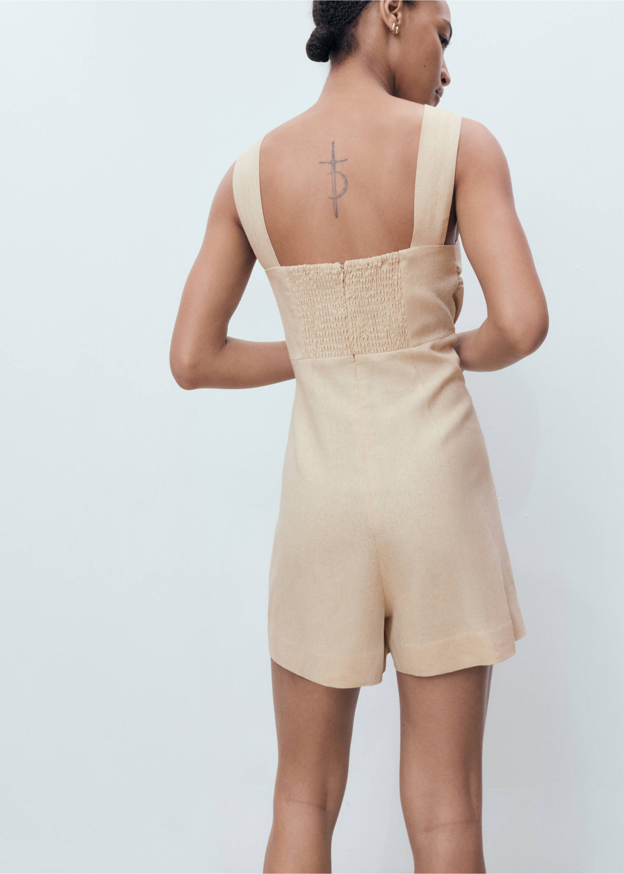 Linen jumpsuit with hoop detail - Reverse of the article, Sand. Ref: 17092029-00.