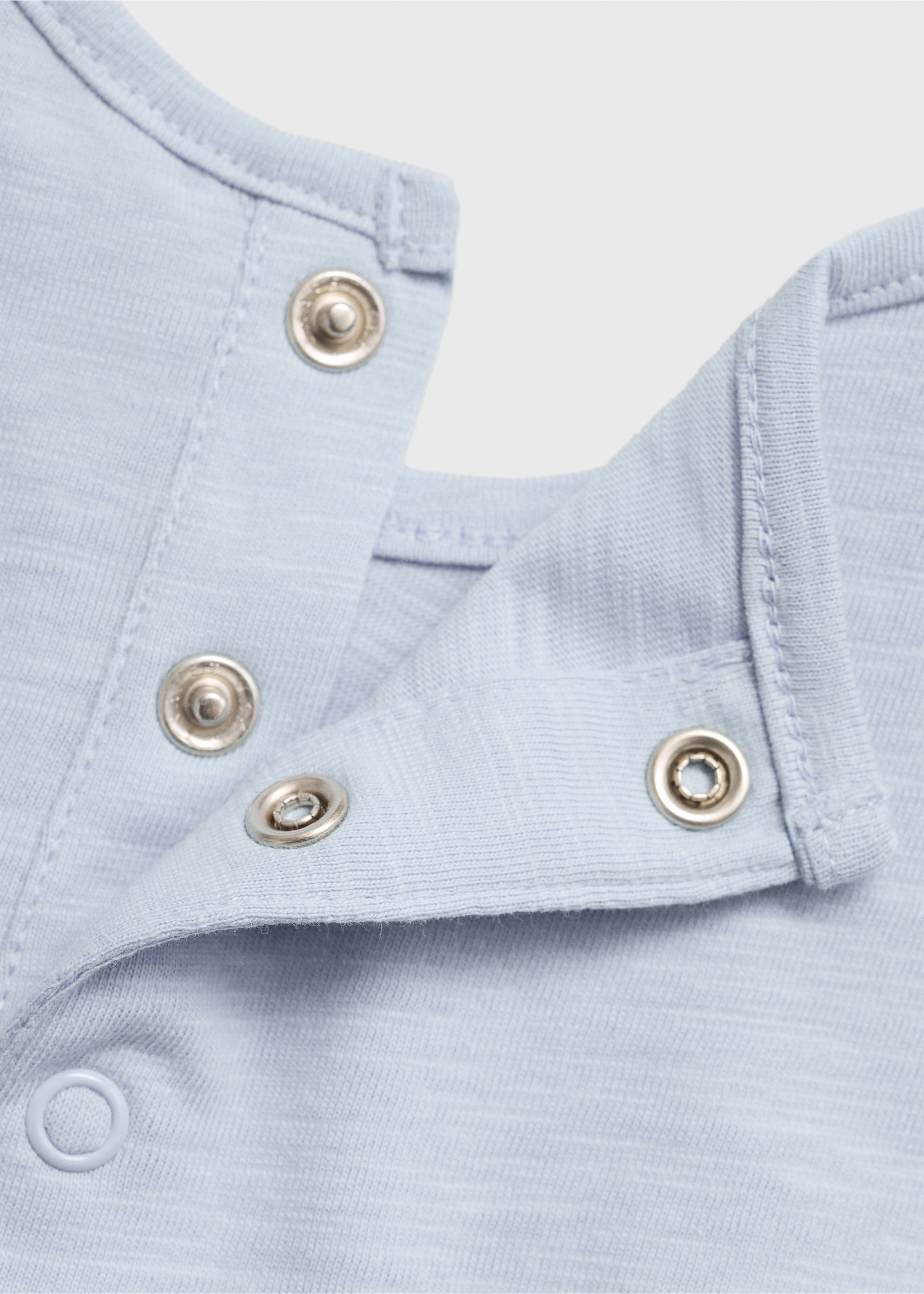 Pocket cotton T-shirt - Details of the article 0, Sky Blue. Ref: 17092538-00.