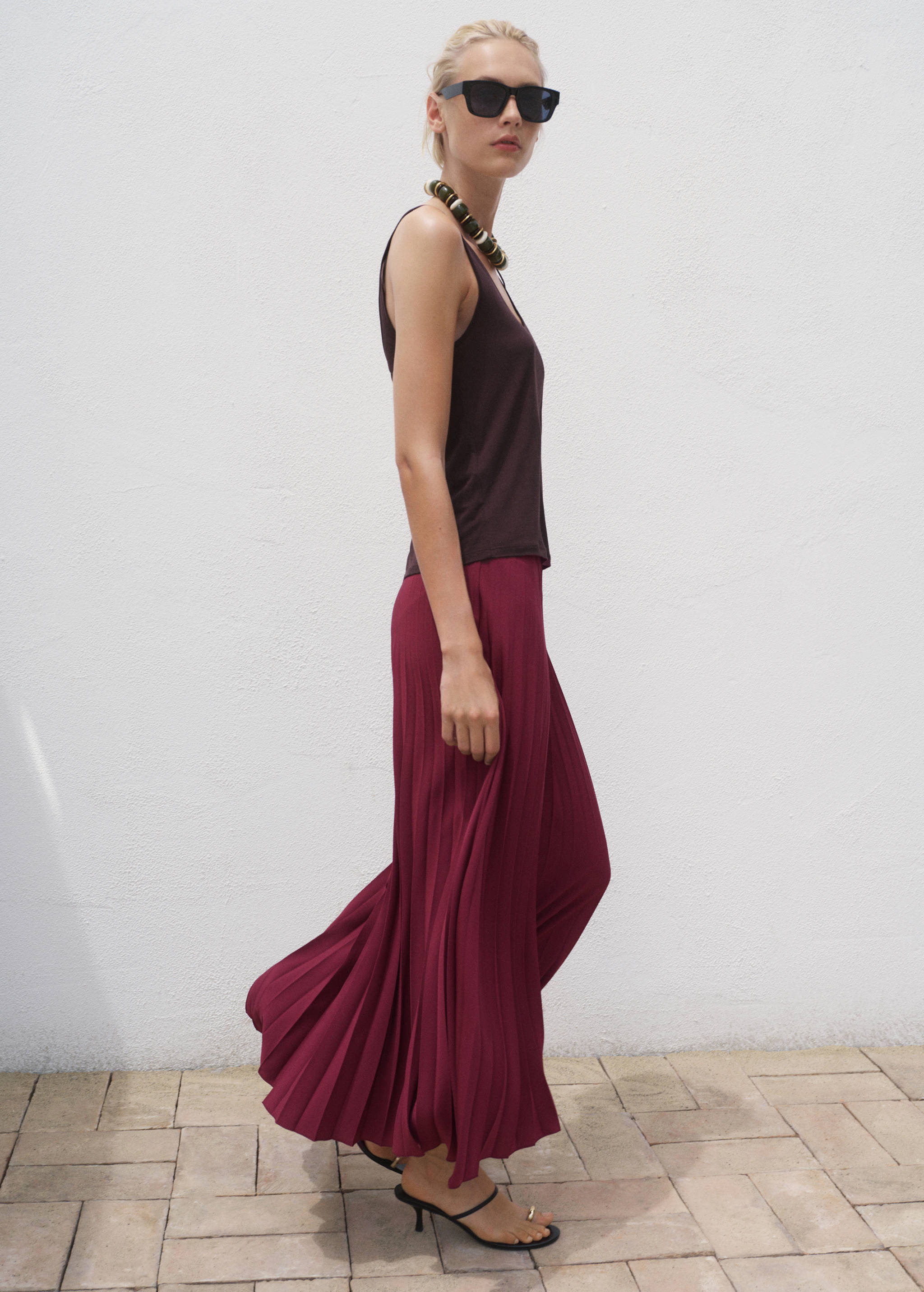 Long pleated skirt - Medium plane