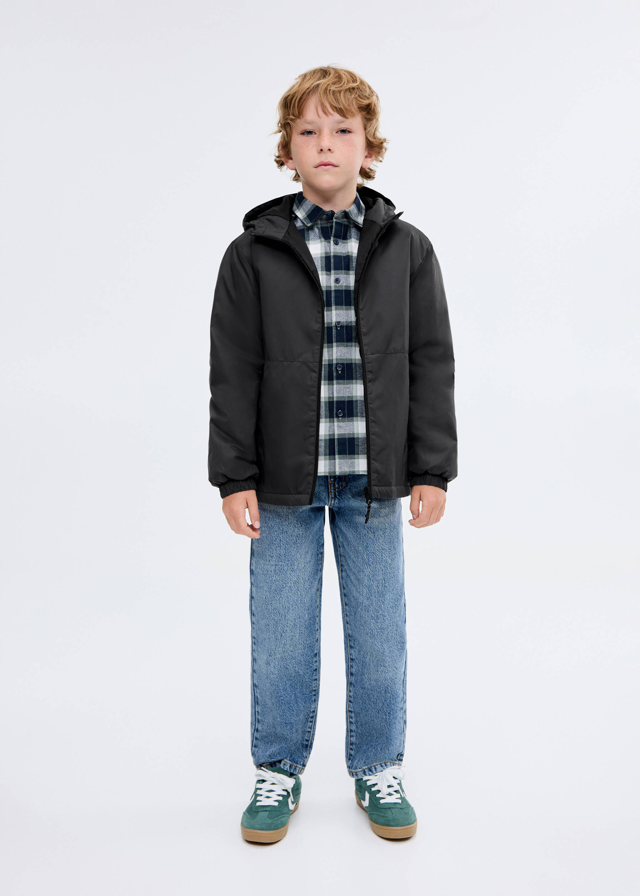 Water-repellent puffer coat - General plane