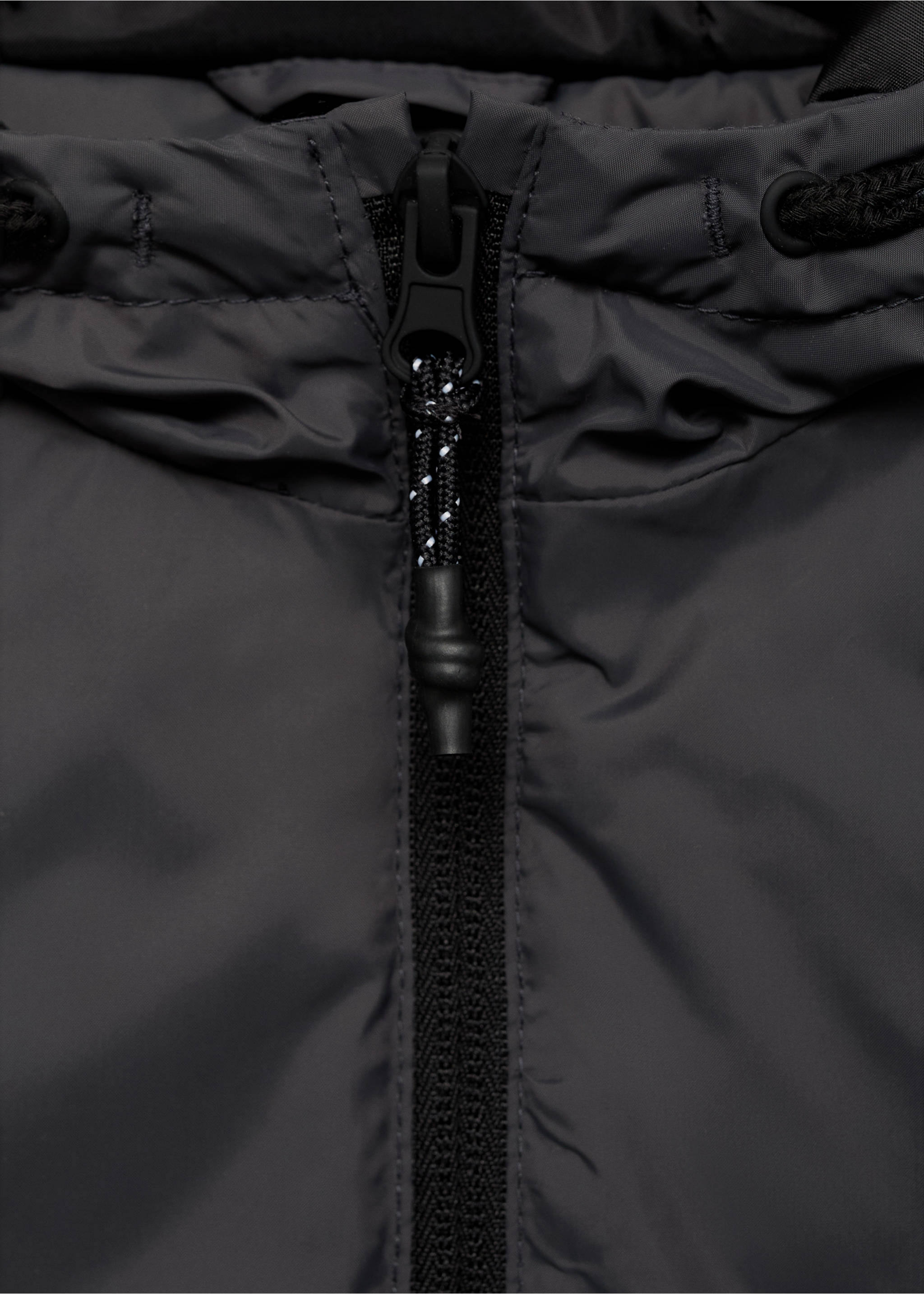 Water-repellent puffer coat - Details of the article 8, Charcoal. Ref: 17092893-00.