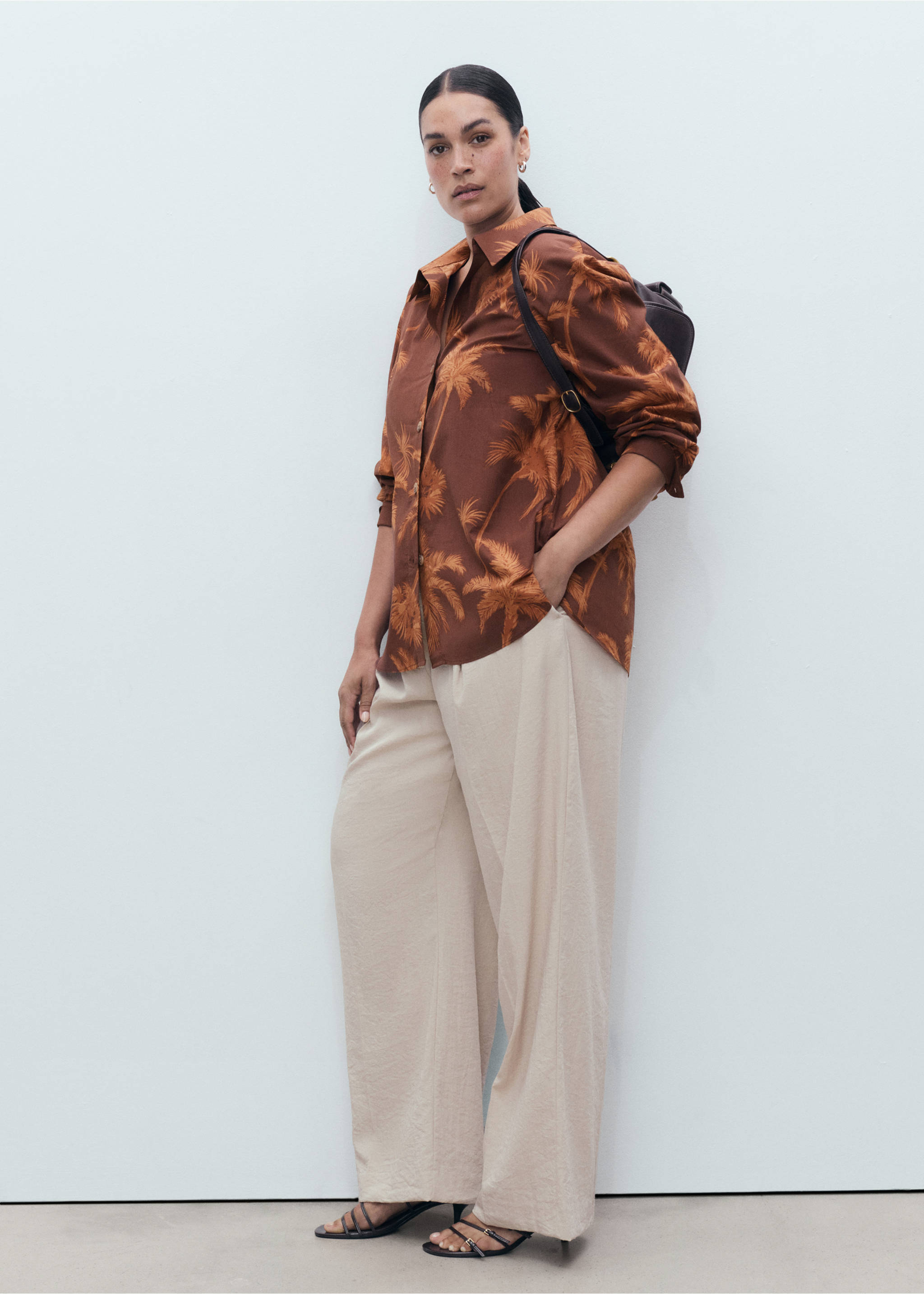 Palm tree print cotton shirt - Details of the article 3, Brown. Ref: 17092900-00.