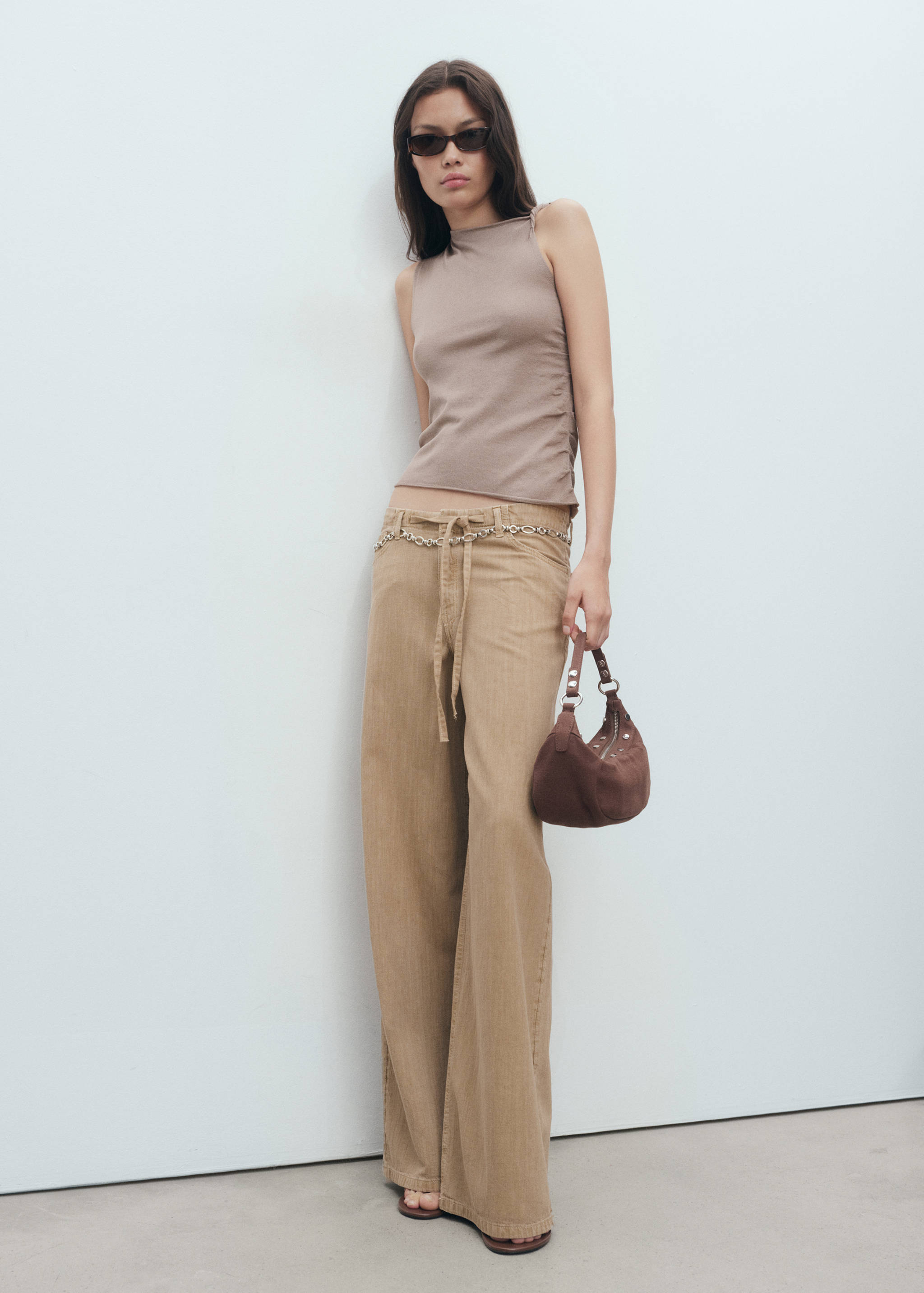 Asymmetrisches Stricktop mit Trägern - Allgemeine Ansicht