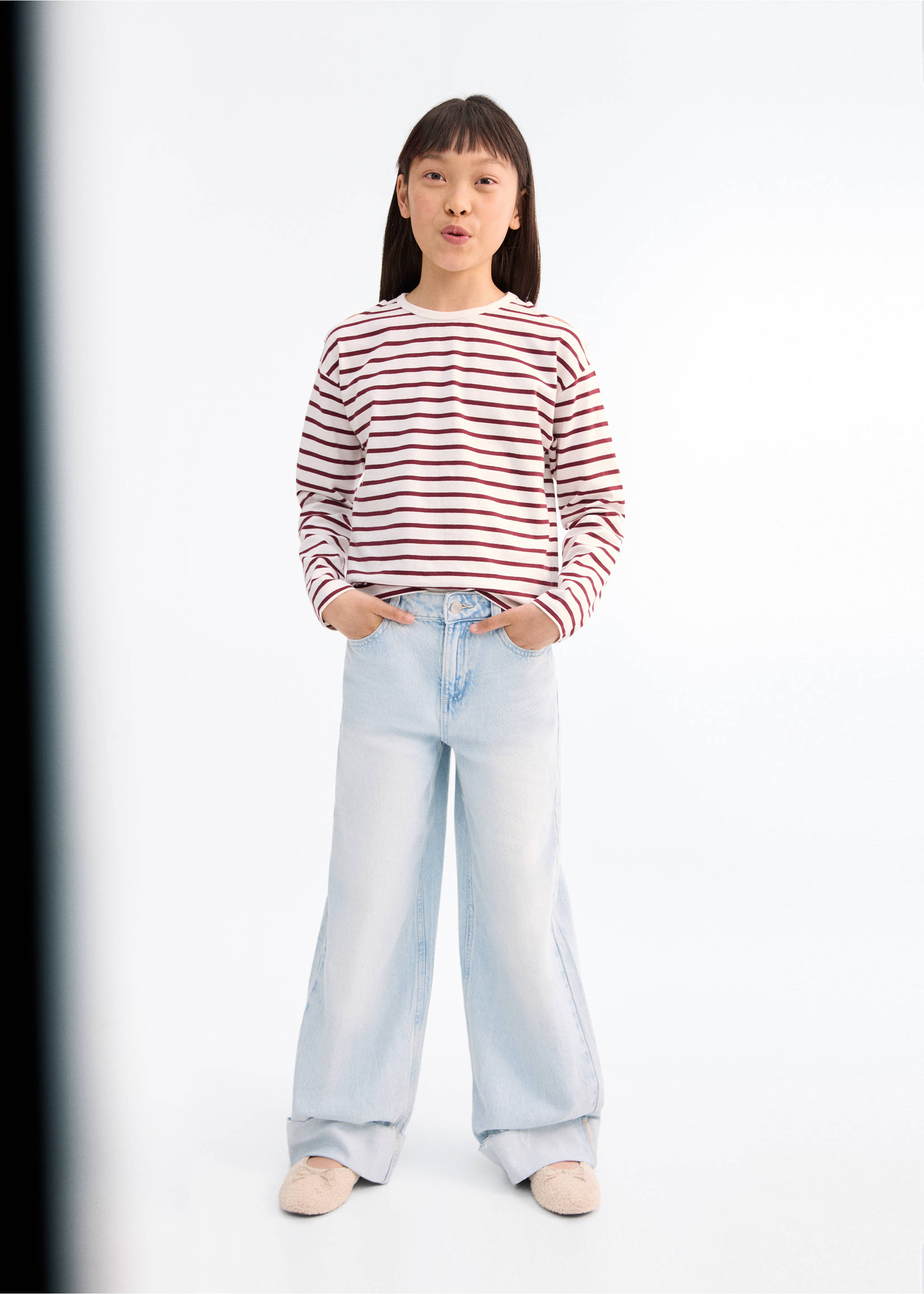 Striped t-shirt with cut-out - General plane, Maroon. Ref: 17093281-00.