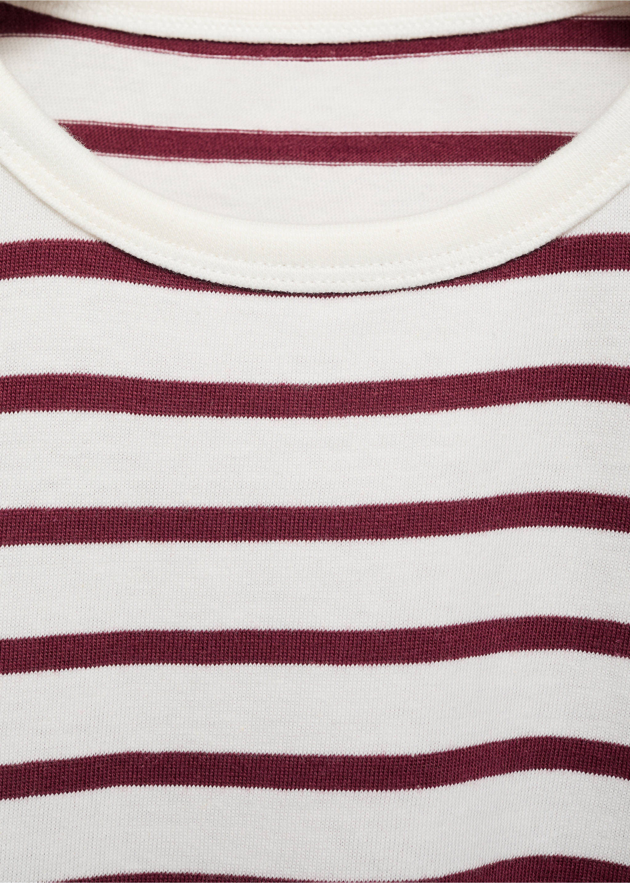 Striped t-shirt with cut-out - Details of the article 8, Maroon. Ref: 17093281-00.