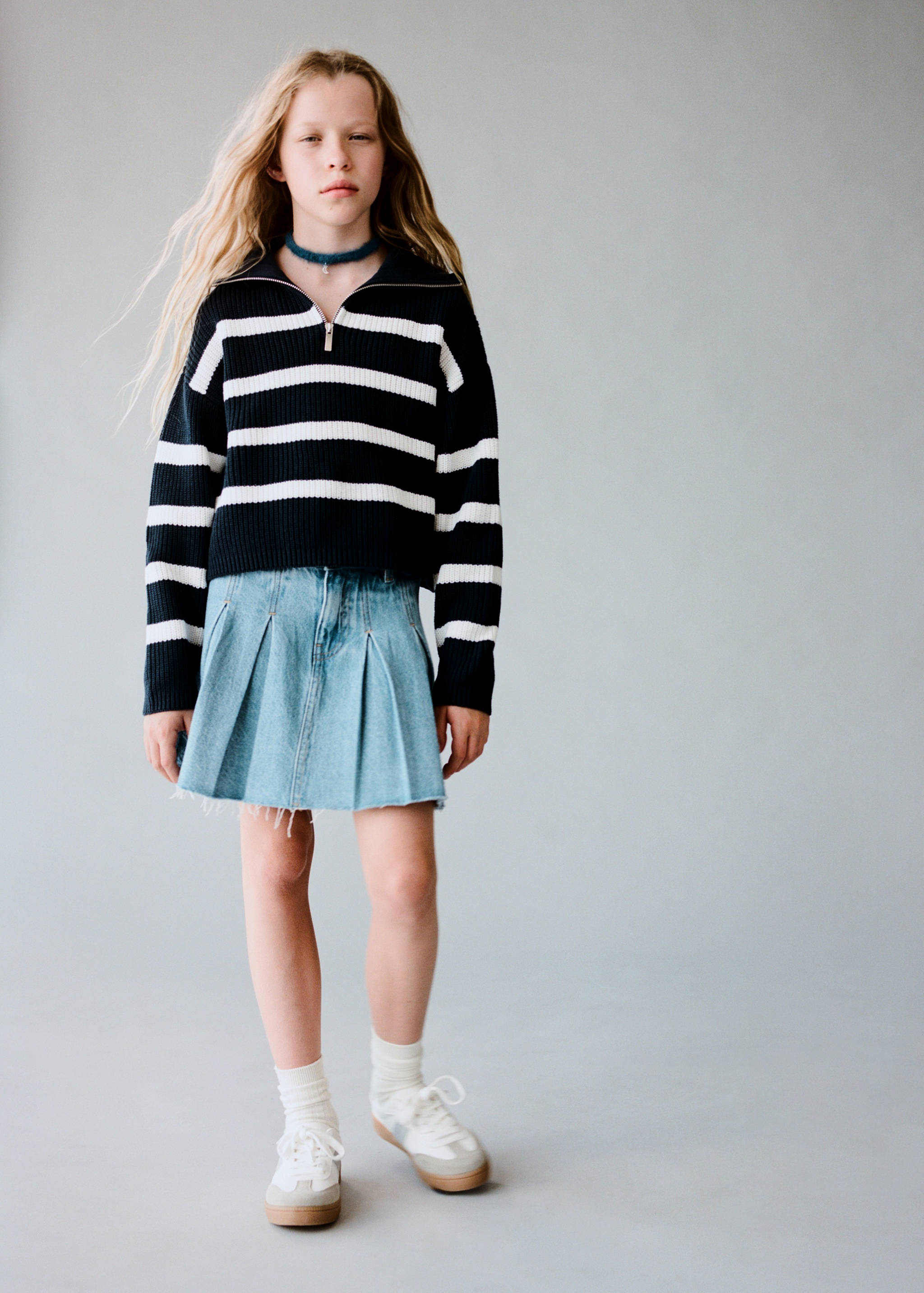 Pleated denim skirt - Details of the article 3