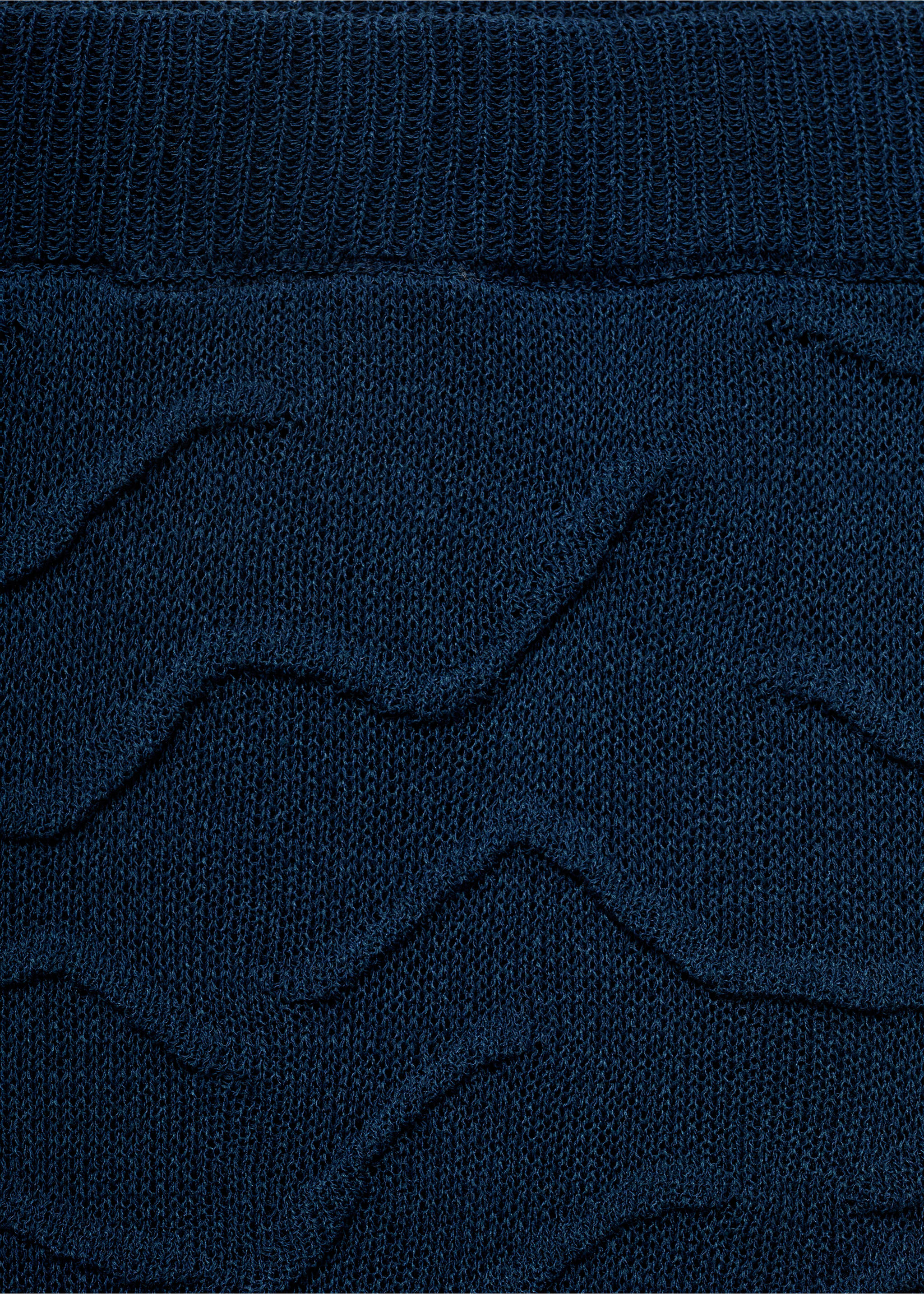 Textured long skirt - Details of the article 8, Navy. Ref: 17093286-00.