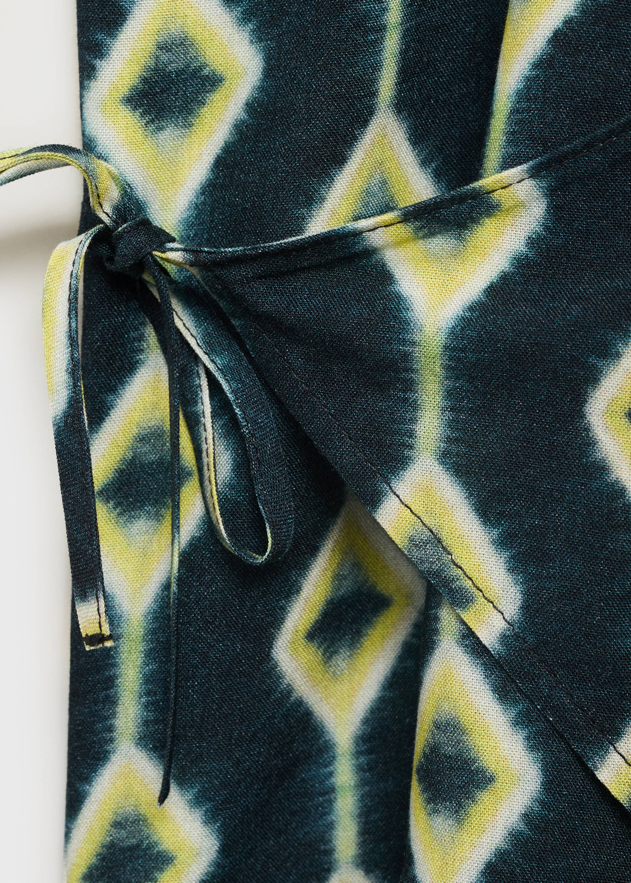 Top creuat coll halter - Detall de l'article 8