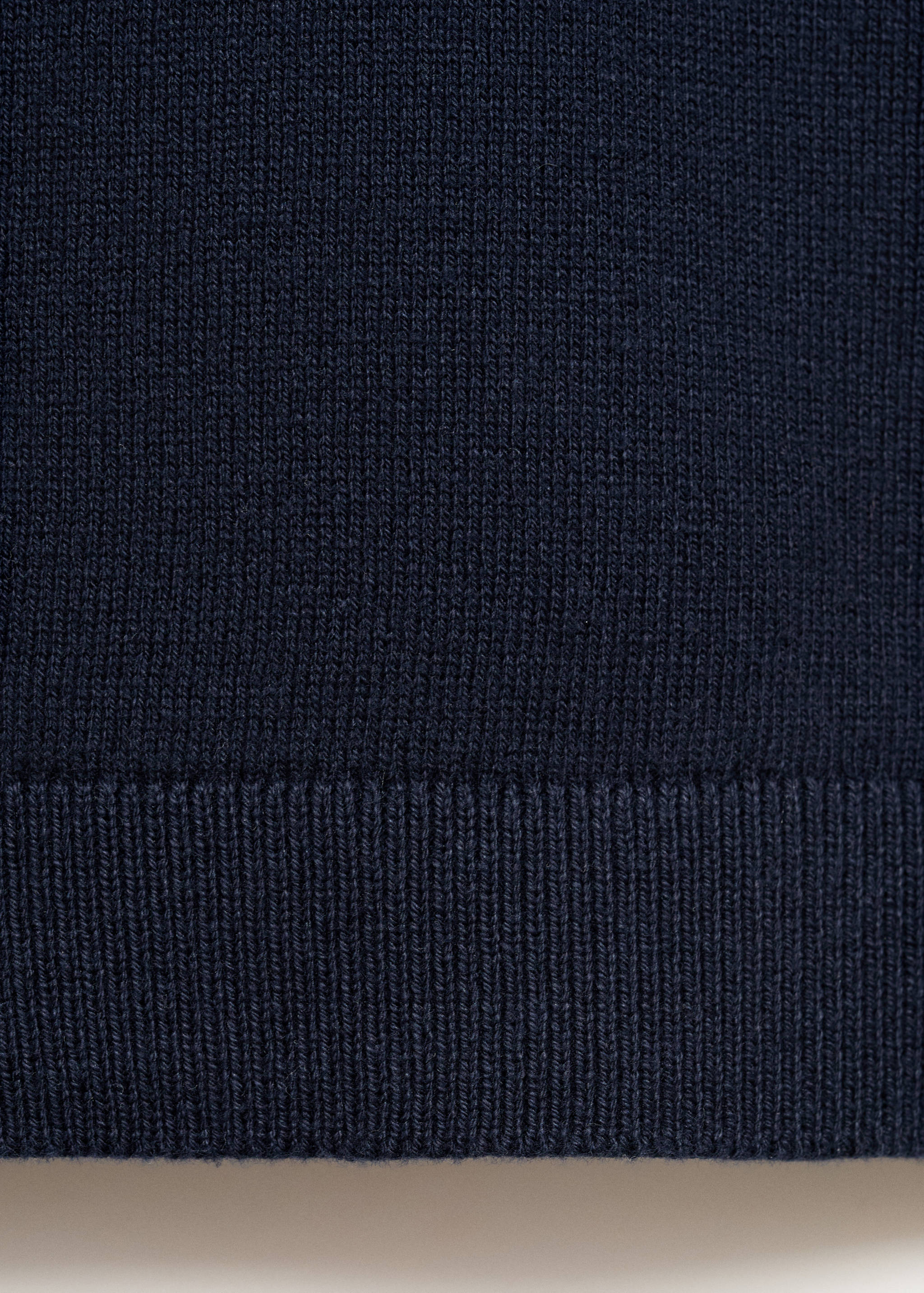 V-neck knitted waistcoat - Details of the article 0