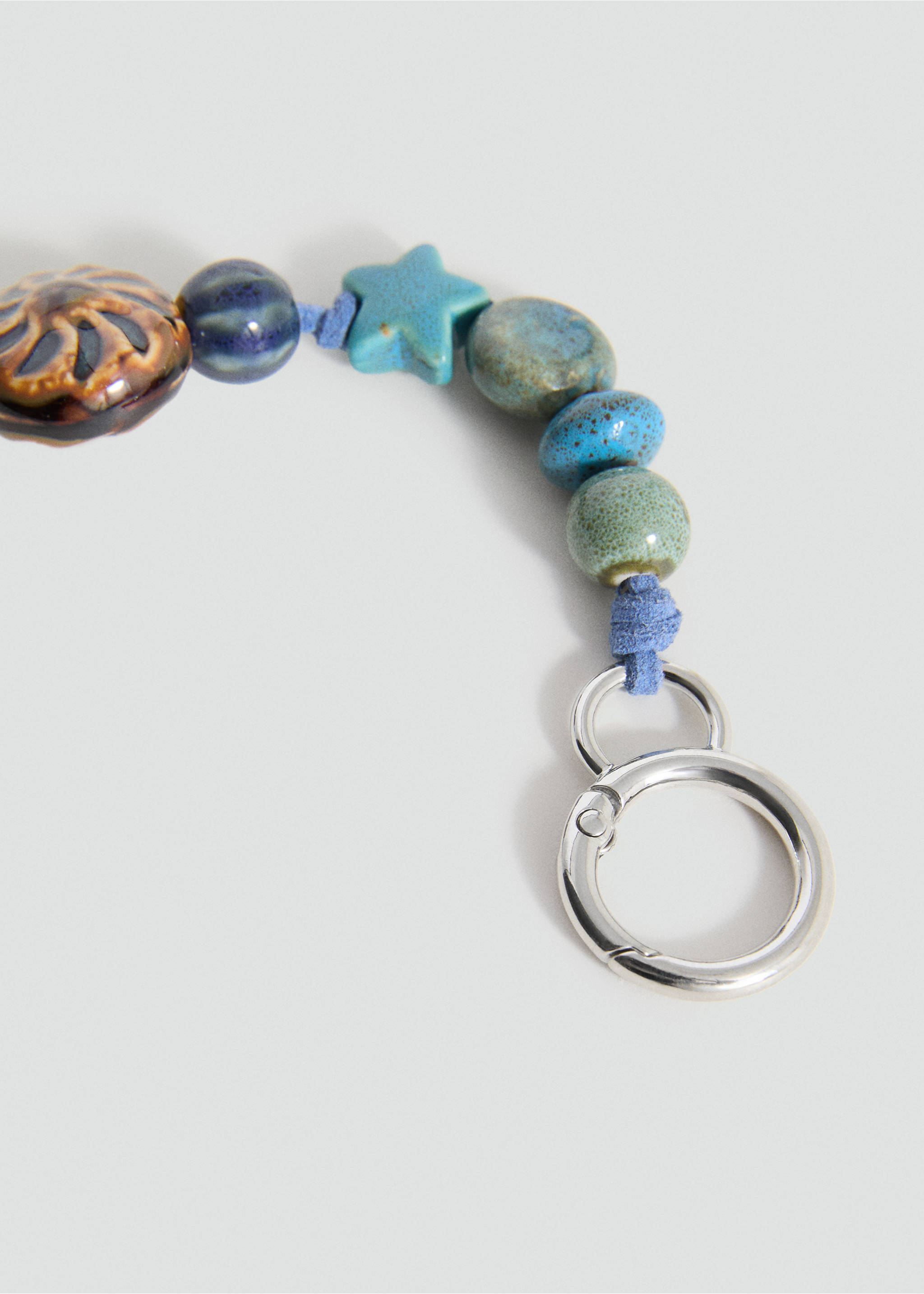 Porte-clés perles combinées - Plan moyen, Bleu nuit. Ref: 17093805-00.