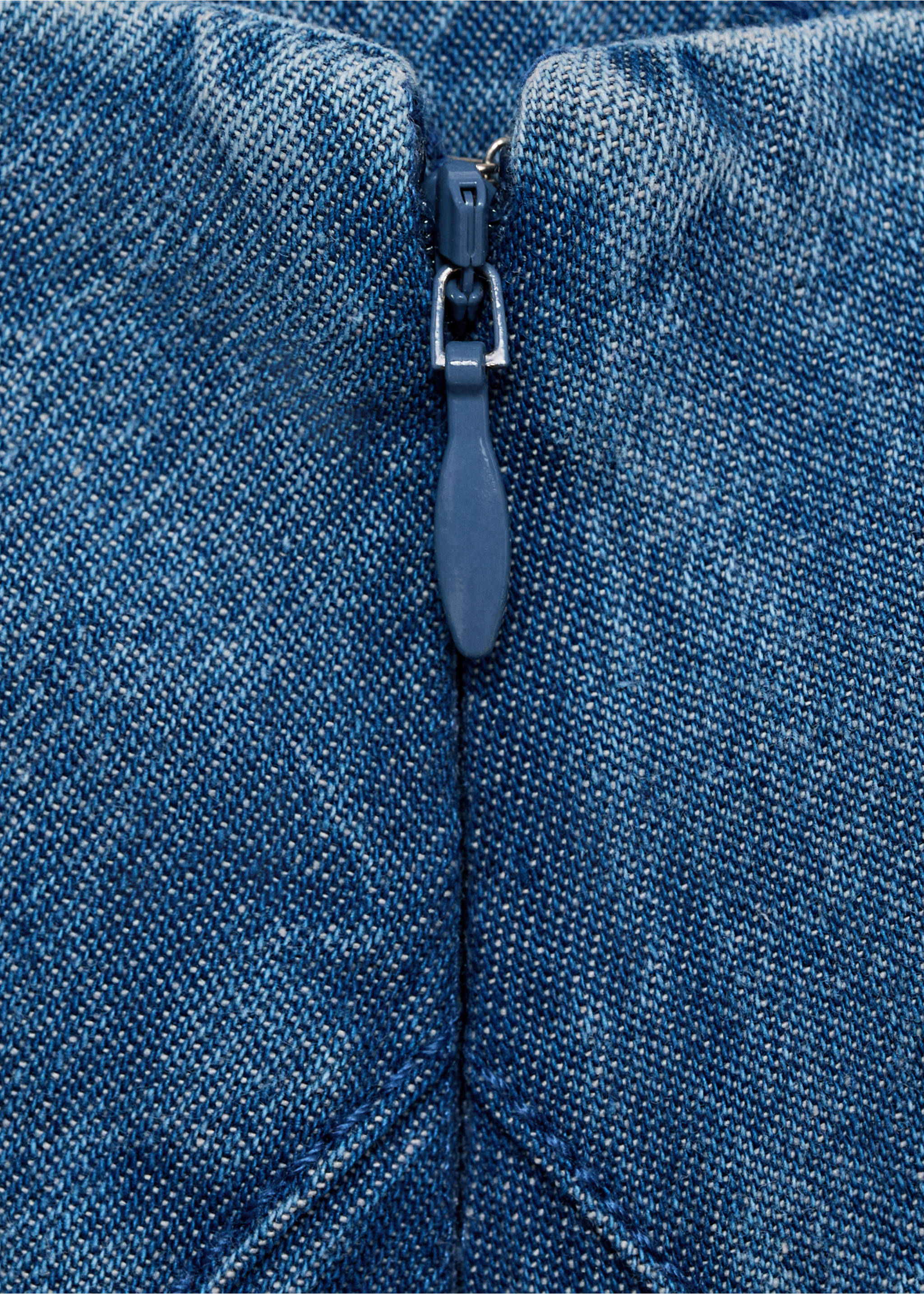 Denim midi-skirt with stitching - Details of the article 0, Medium Blue. Ref: 17094076-00.