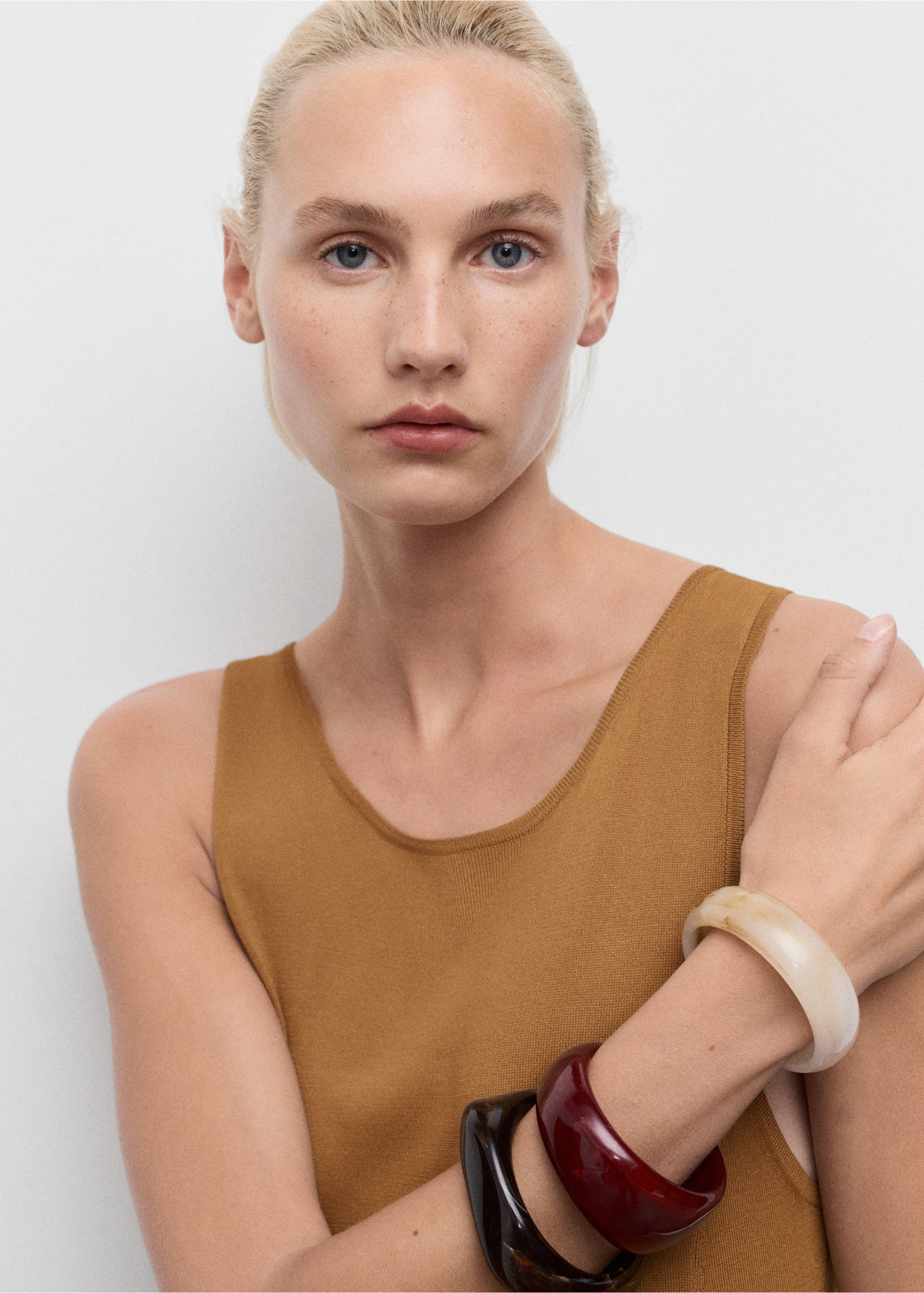 Knit long dress - Details of the article 2, Tobacco Brown. Ref: 17094082-00.